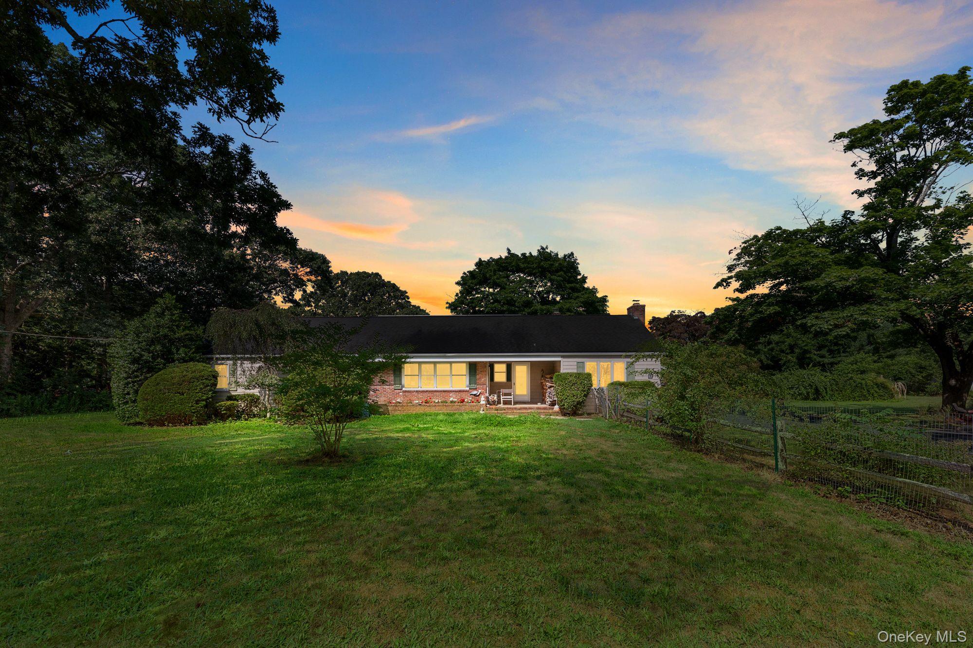 178 Barnes Road # MAIN HOUSE, Brookhaven, NY 11955