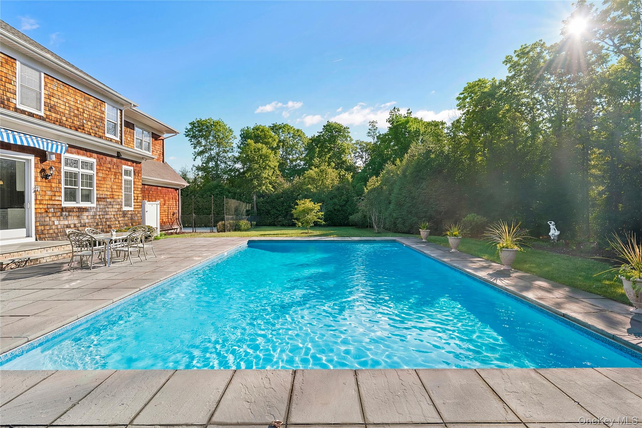 106 E Tiana Road, Hampton Bays, NY 11946