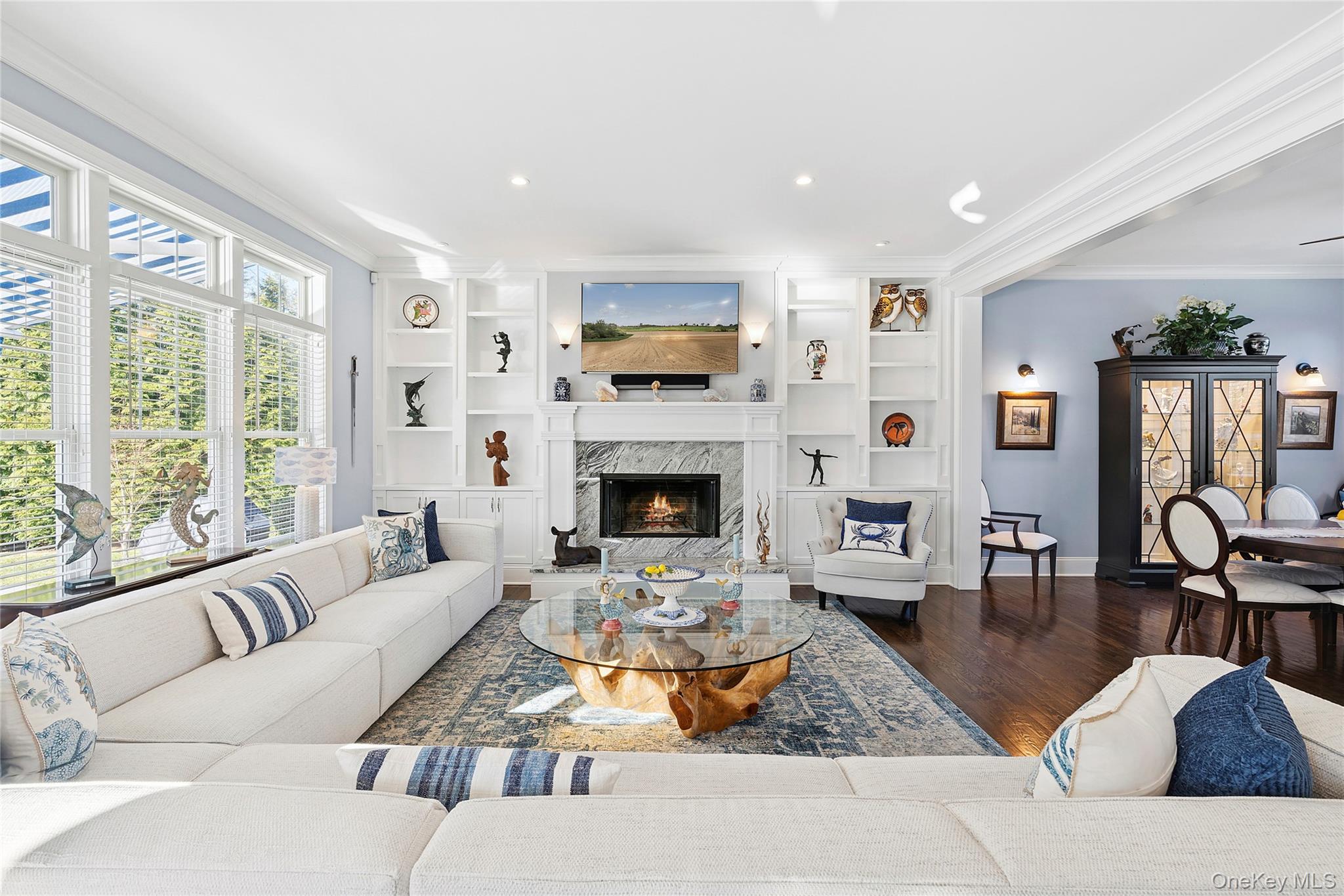 106 E Tiana Road, Hampton Bays, NY 11946