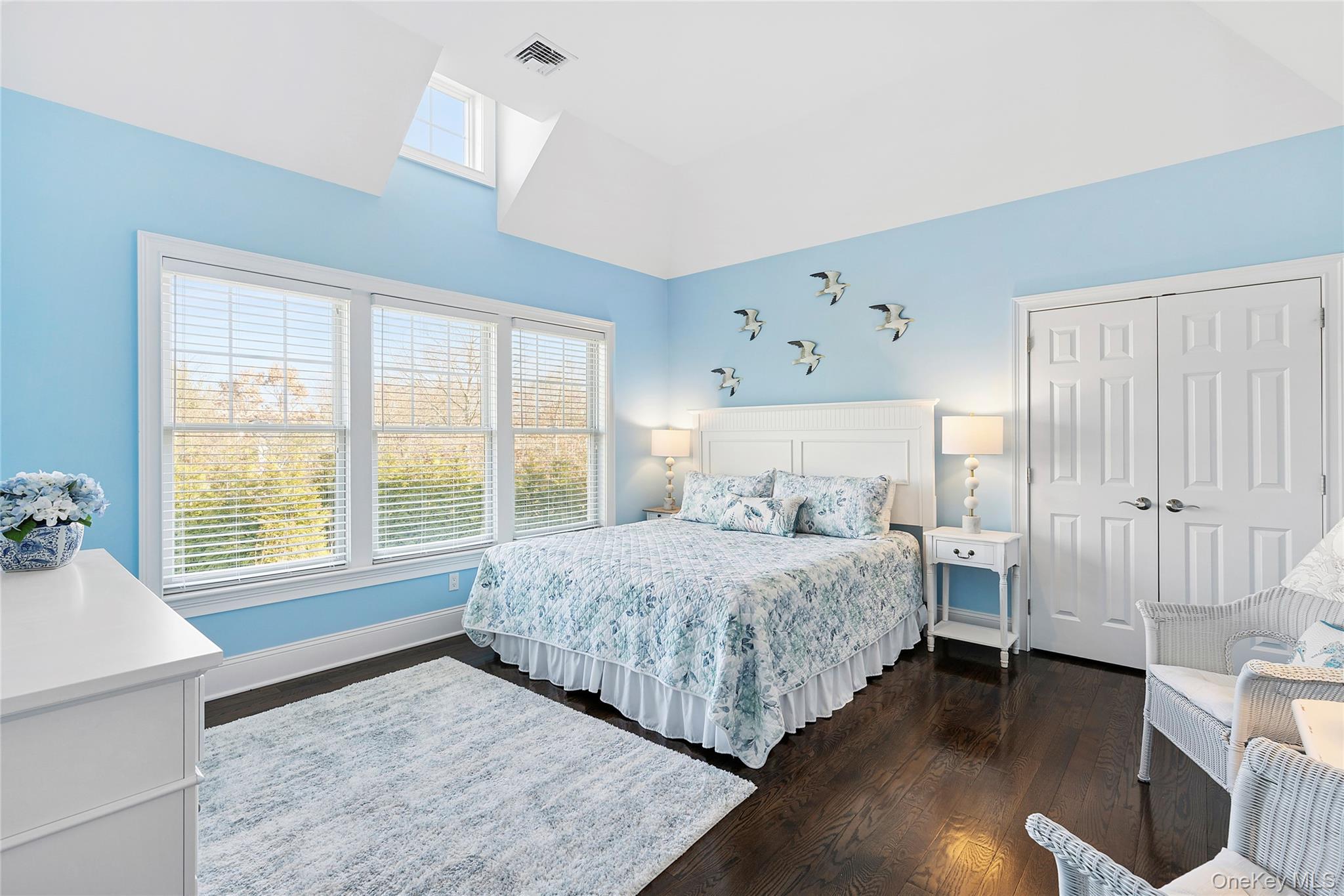 106 E Tiana Road, Hampton Bays, NY 11946