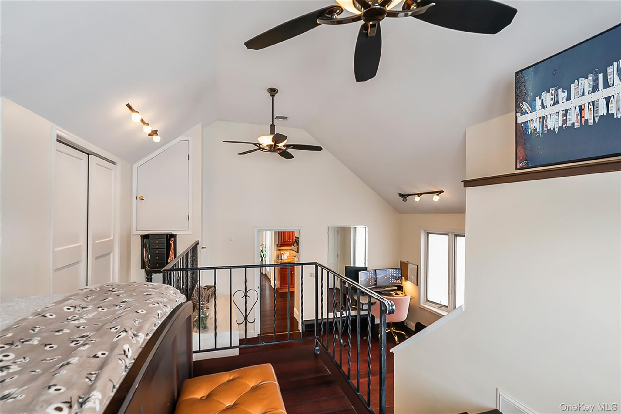 2 Henry Court, Nanuet, NY 10954