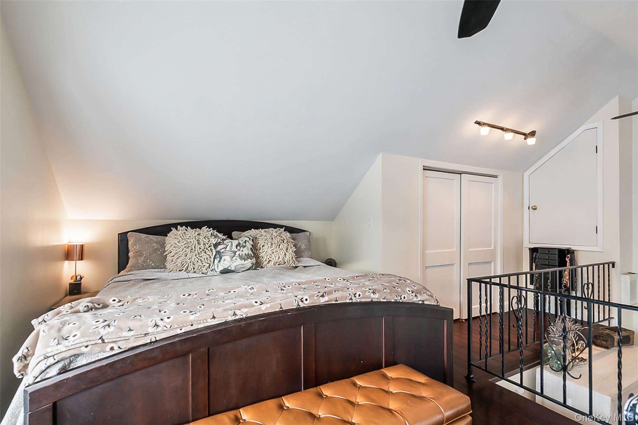 2 Henry Court, Nanuet, NY 10954