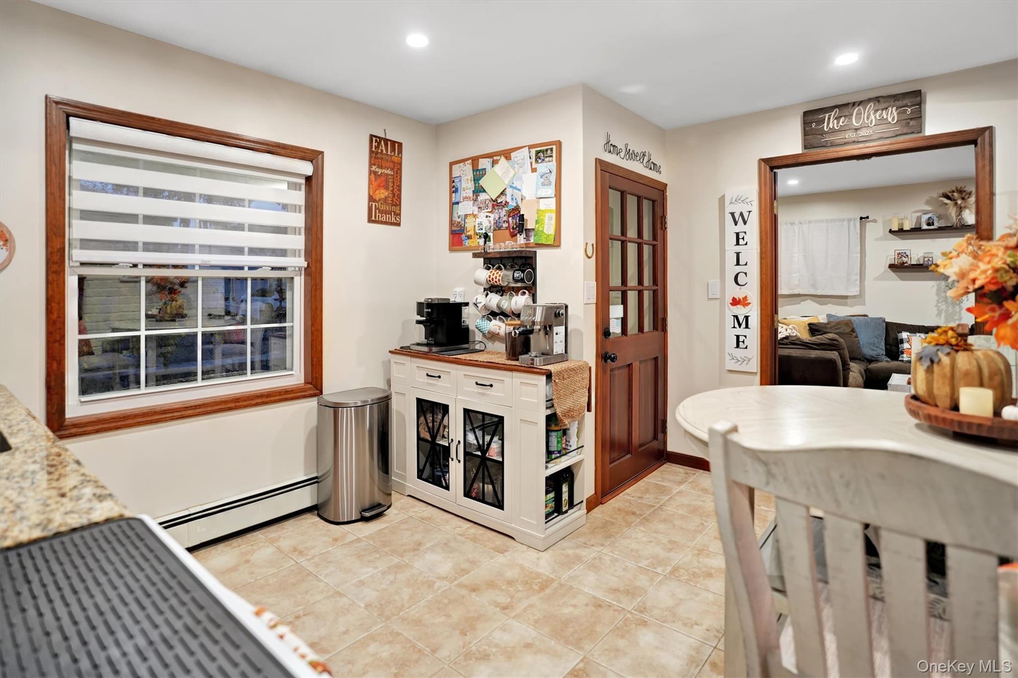 43 Ribbon Lane, Wantagh, NY 11793