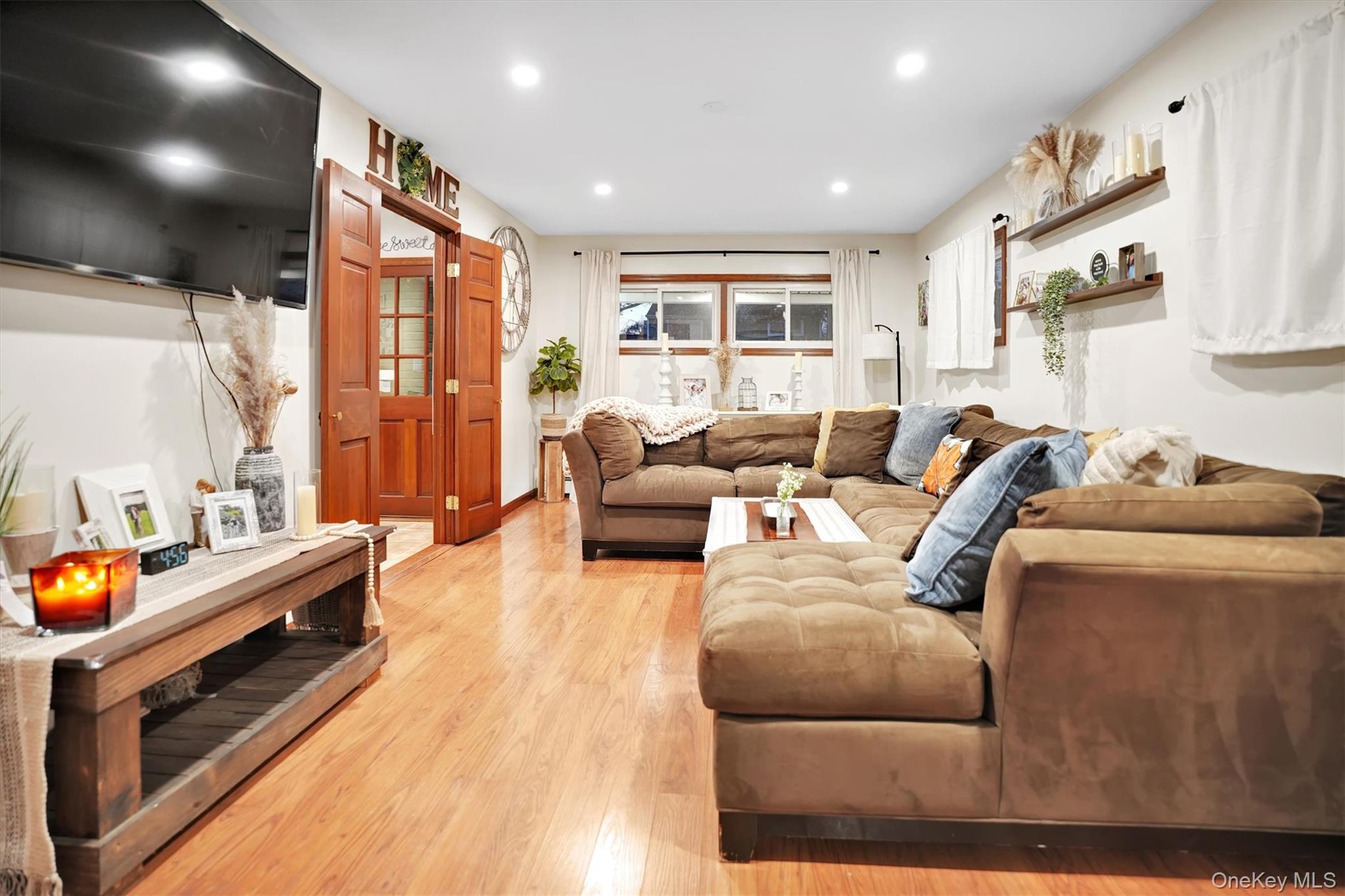 43 Ribbon Lane, Wantagh, NY 11793