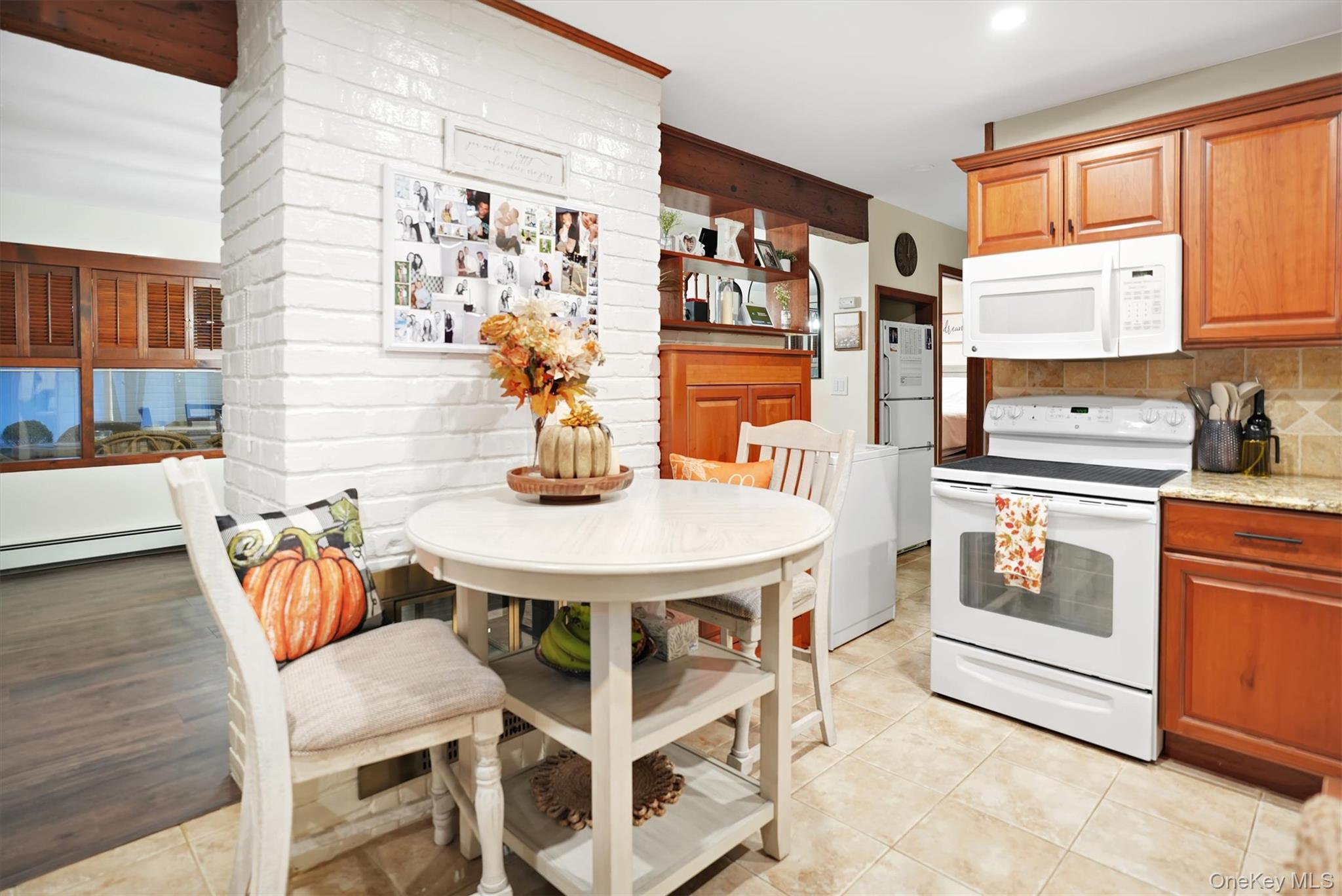 43 Ribbon Lane, Wantagh, NY 11793