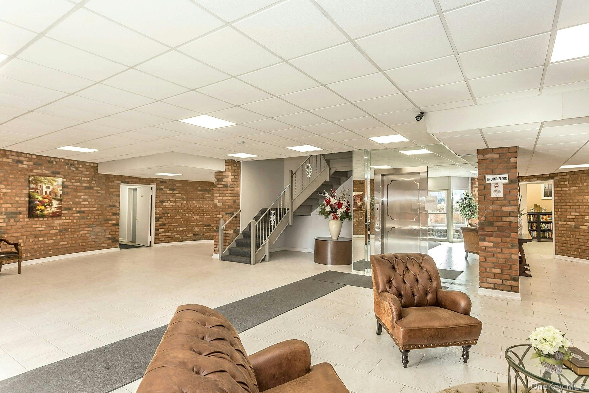 75 Noble # 121, Lynbrook, NY 11563