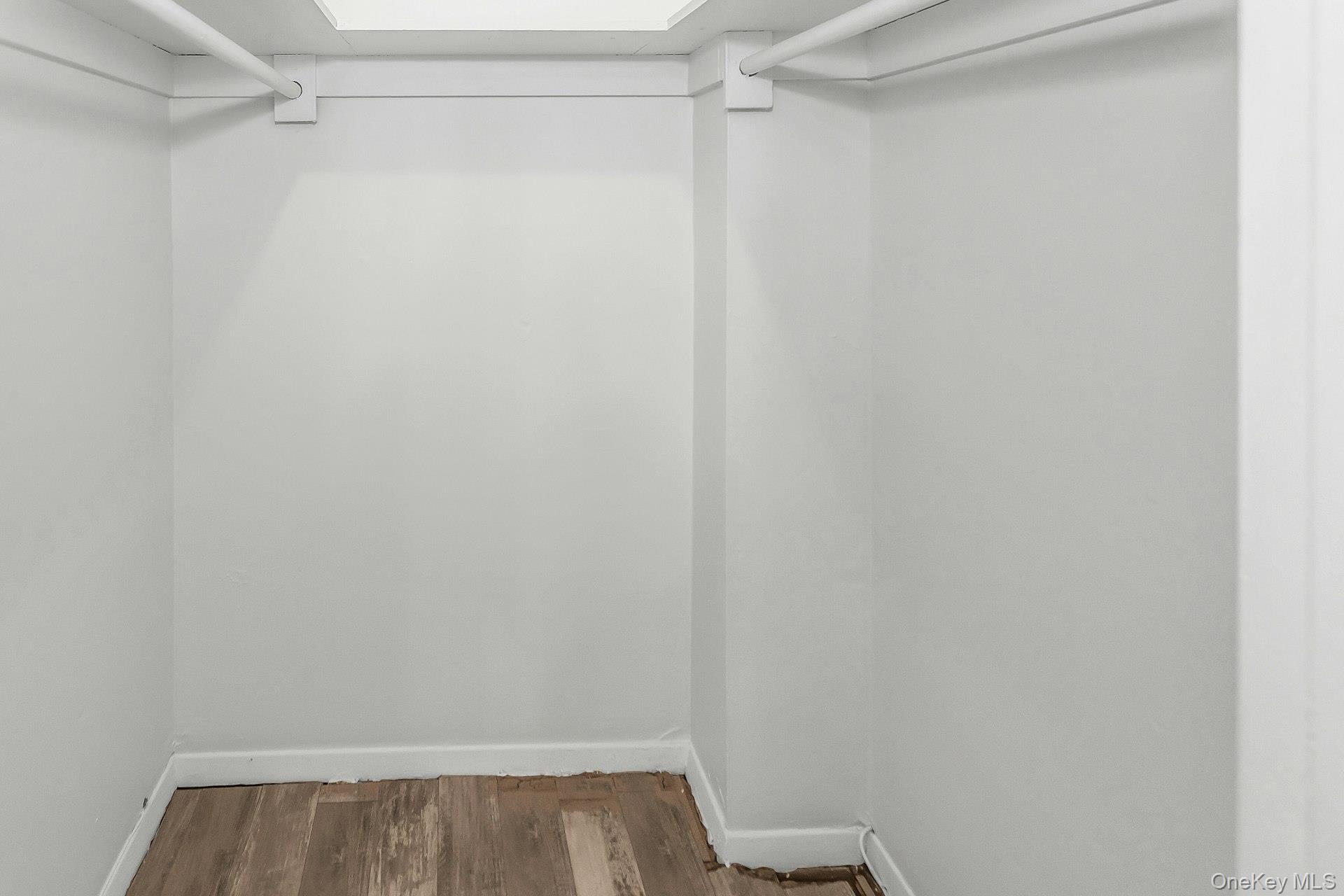 75 Noble # 121, Lynbrook, NY 11563