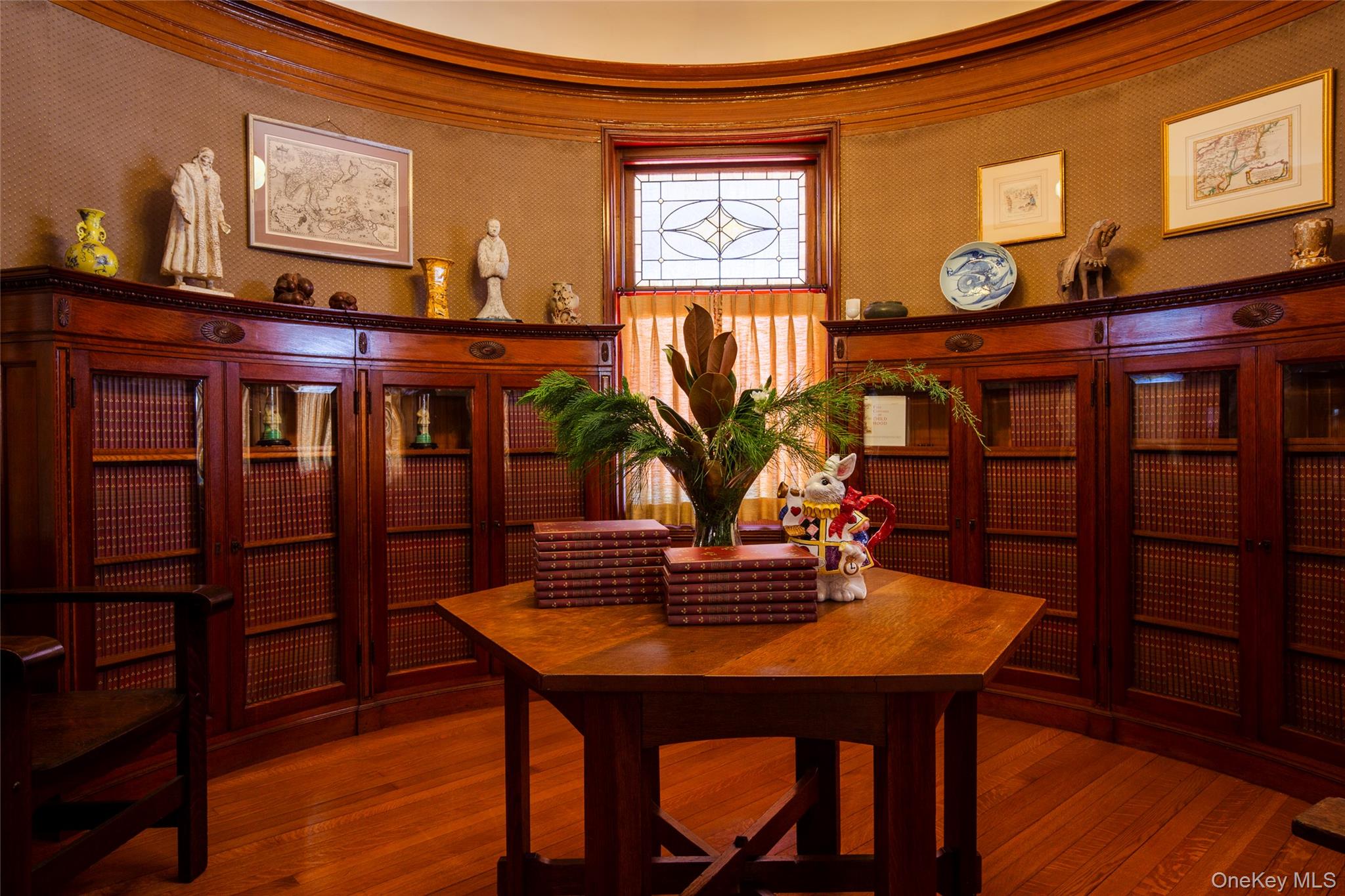 77 W Chestnut Street, Kingston, NY 12401