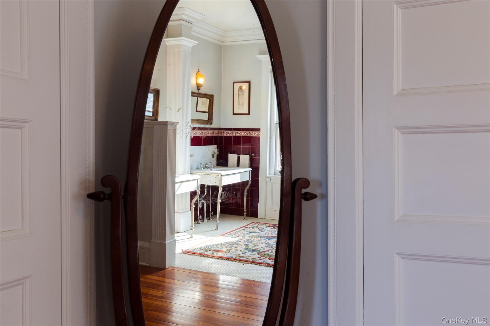 77 W Chestnut Street, Kingston, NY 12401