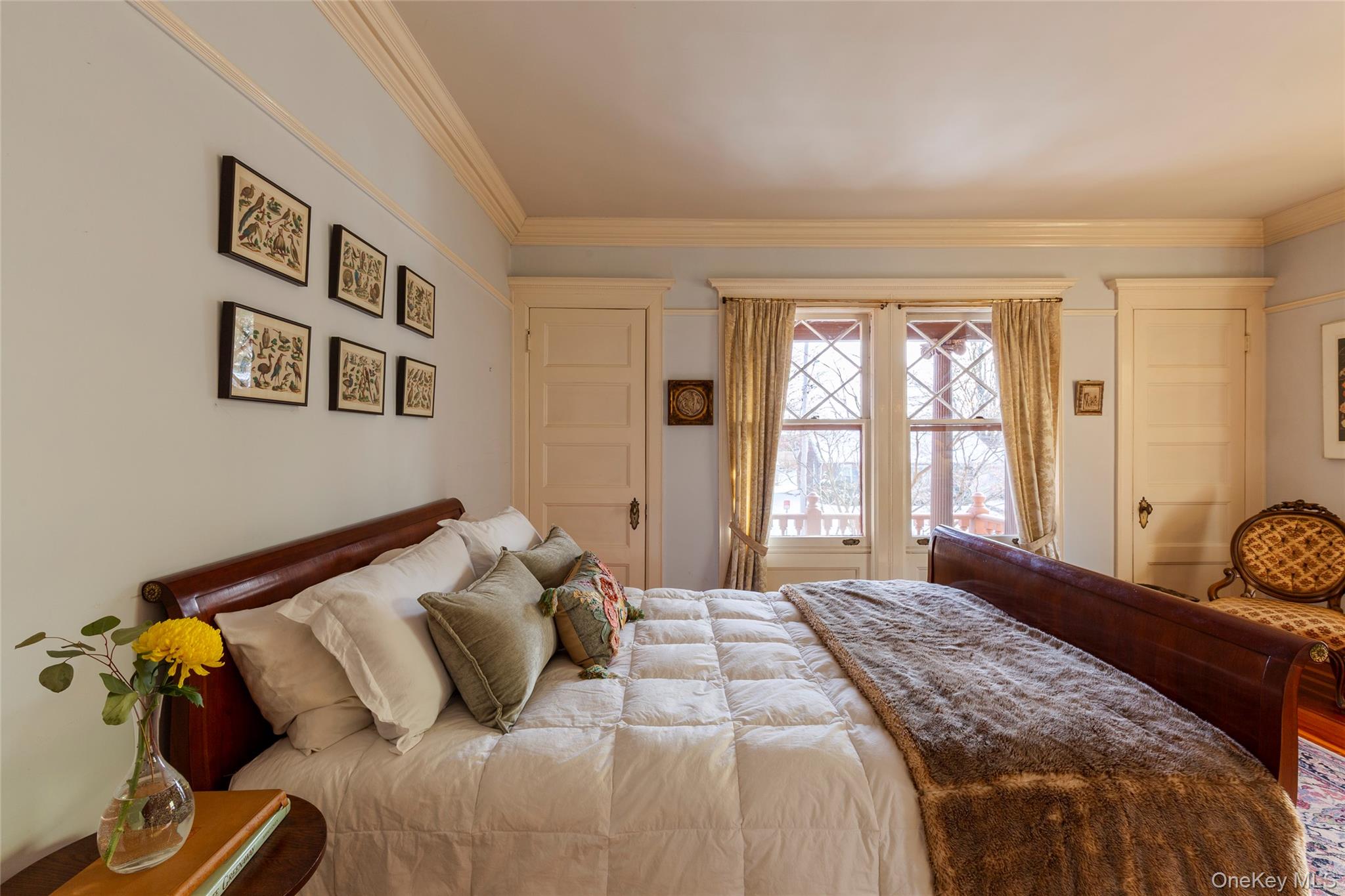 77 W Chestnut Street, Kingston, NY 12401