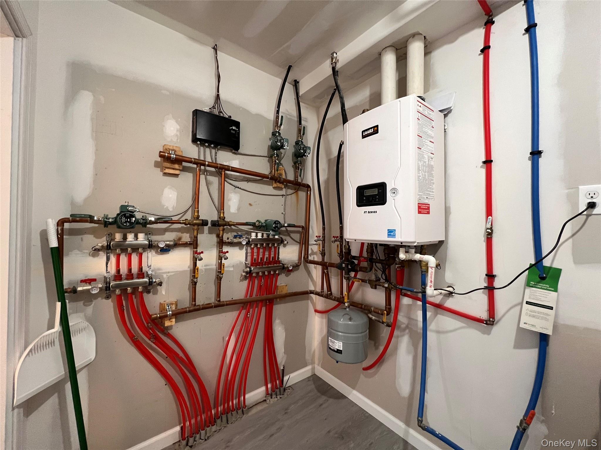 26 Summit Drive, Barryville, NY 12719