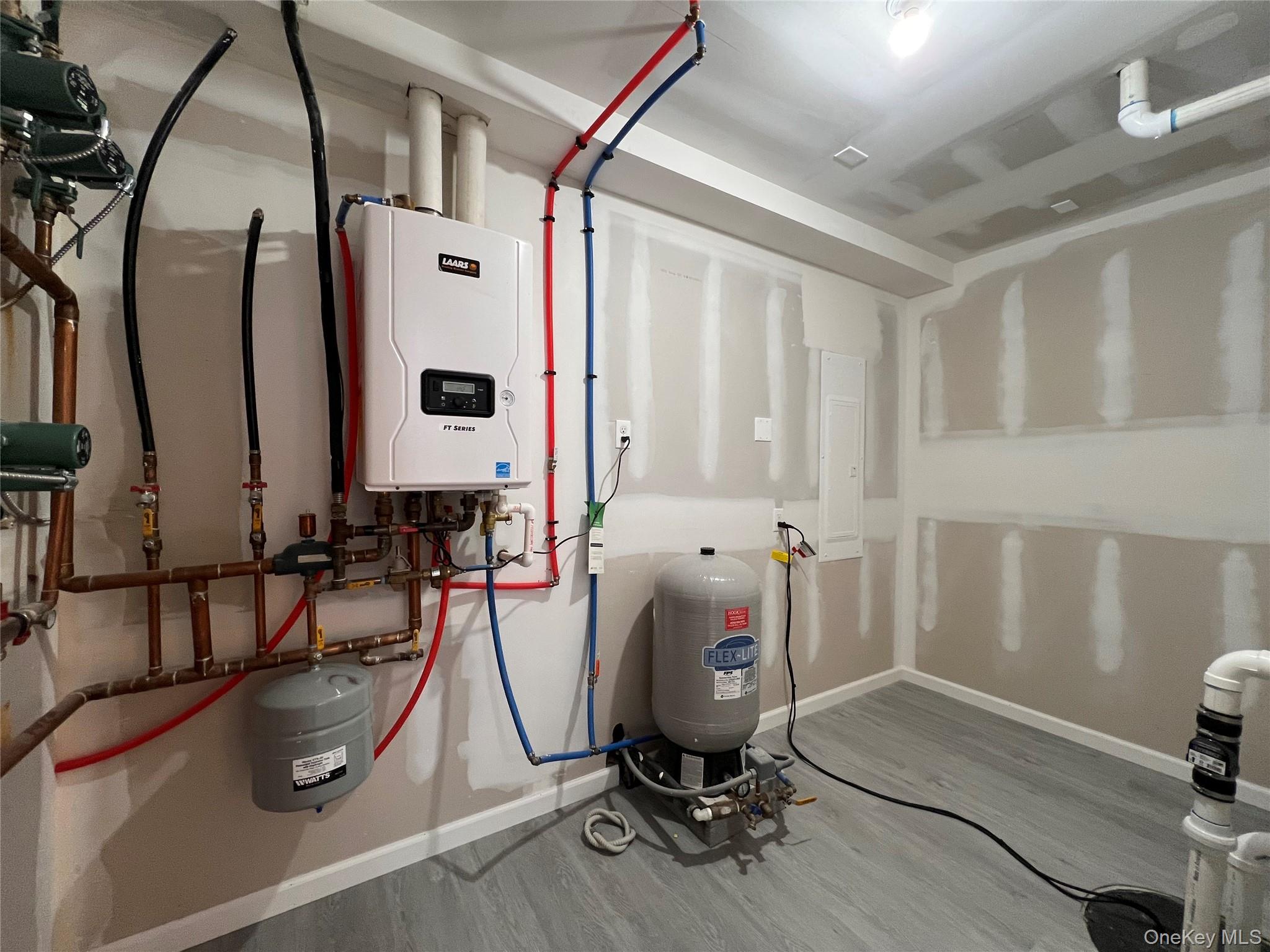 26 Summit Drive, Barryville, NY 12719