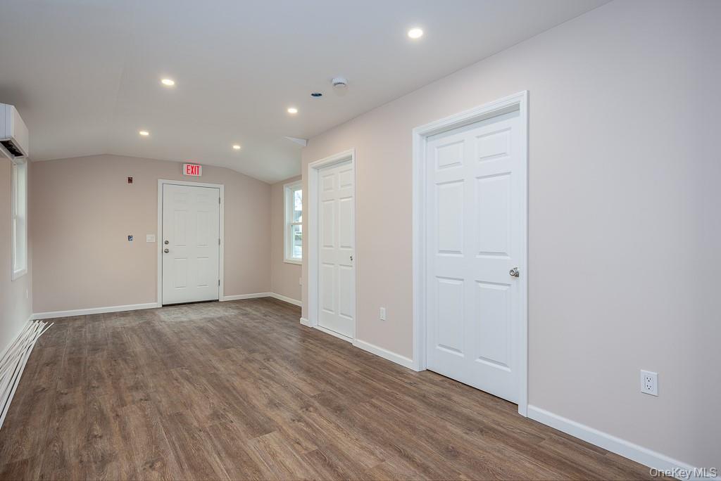 72 S Main St, New City, NY 10956