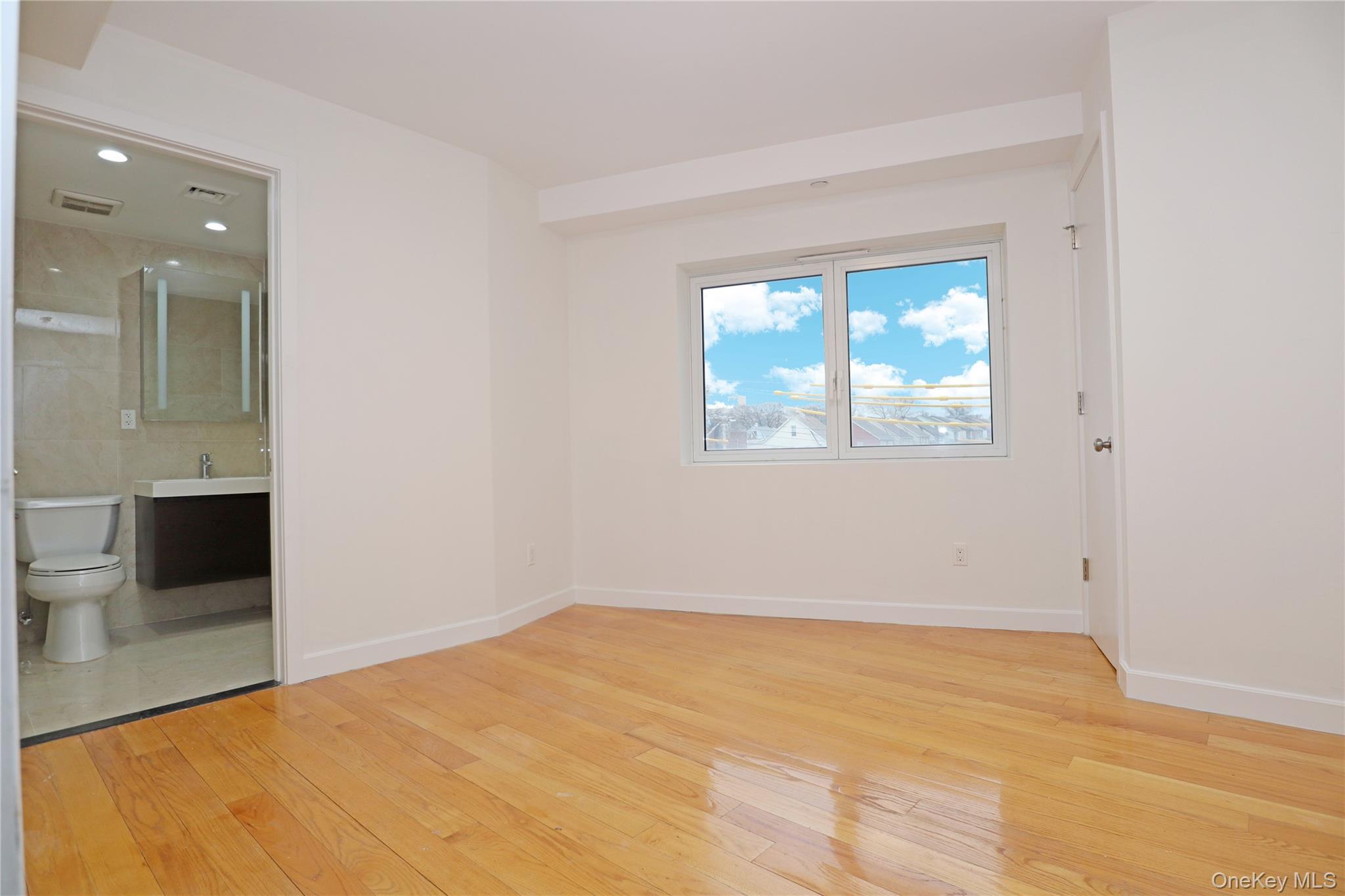 15815 Union Turnpike # 3F, Fresh Meadows, NY 11366