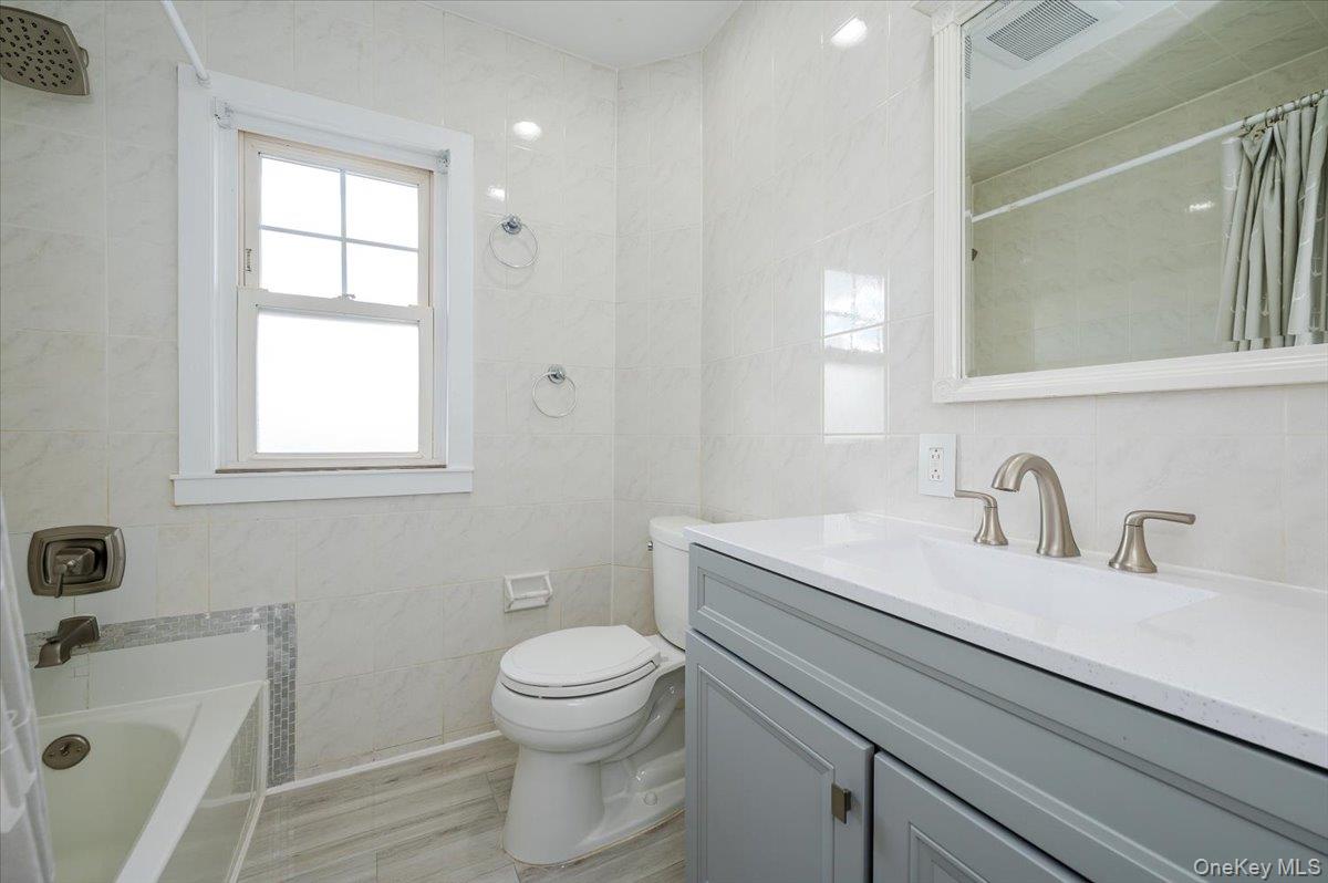 523 Bayview Avenue, Cedarhurst, NY 11516