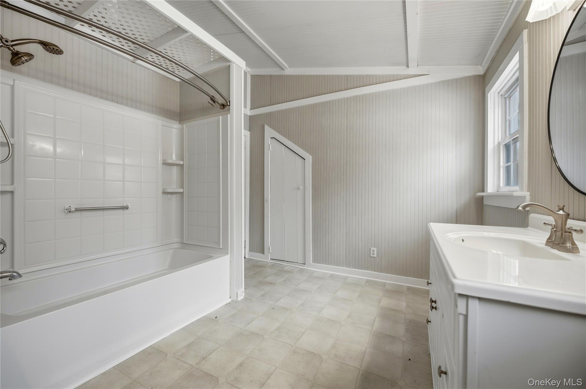 293 State Route 94 S, Warwick, NY 10990