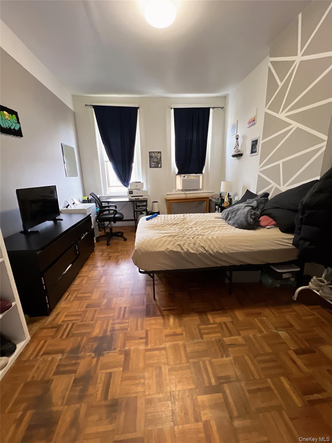 23-58 38th Street, Long Island City, NY 11105