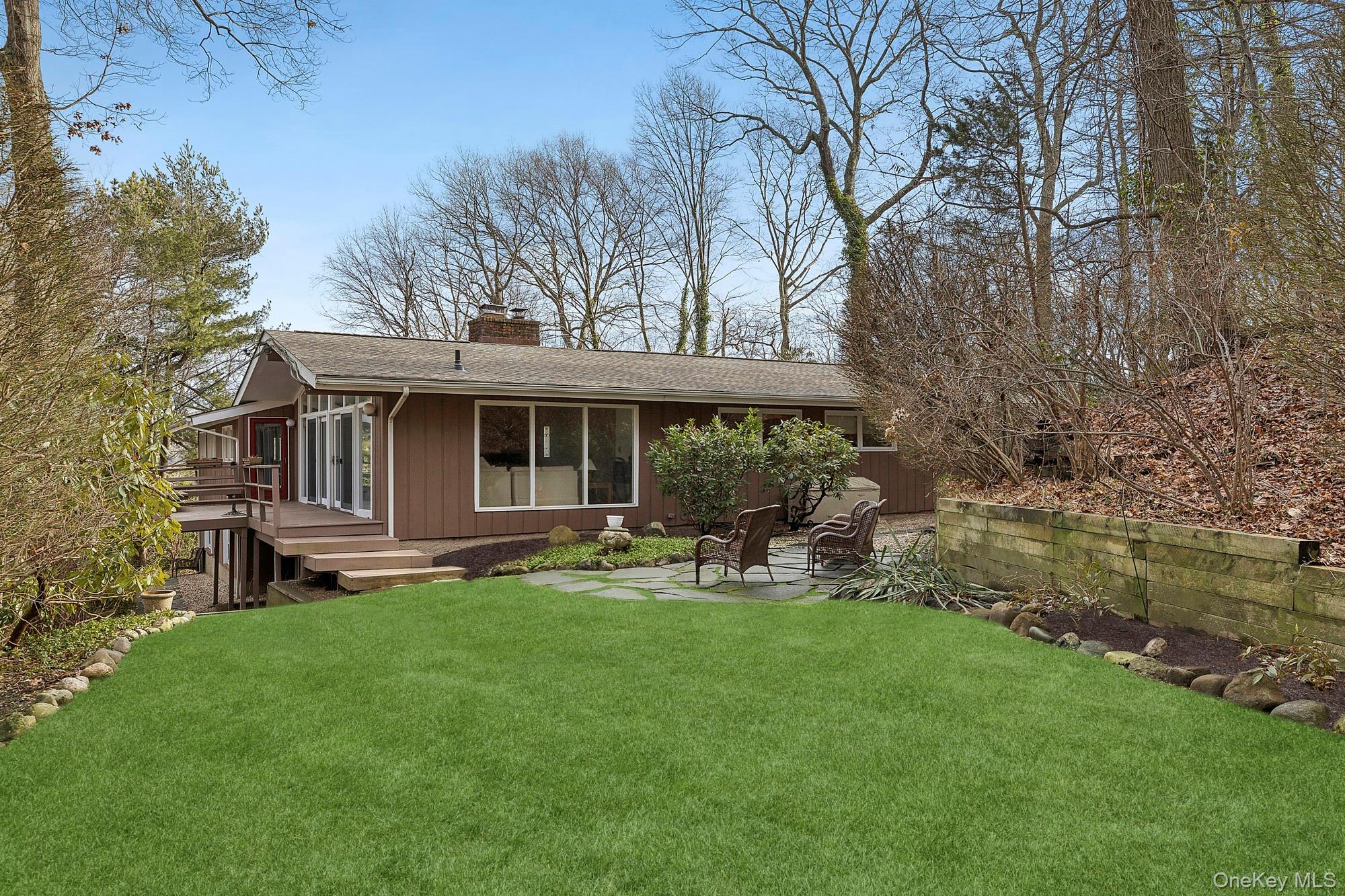 41 Spring Hollow Road, Centerport, NY 11721