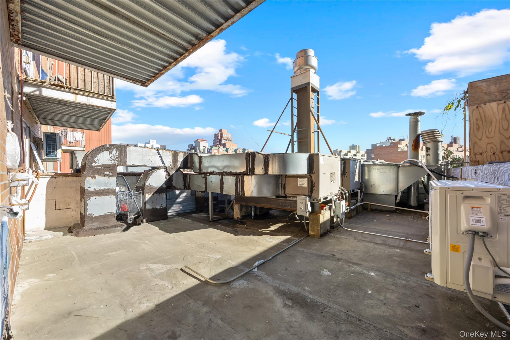 131-44 40th Road, Flushing, NY 11354