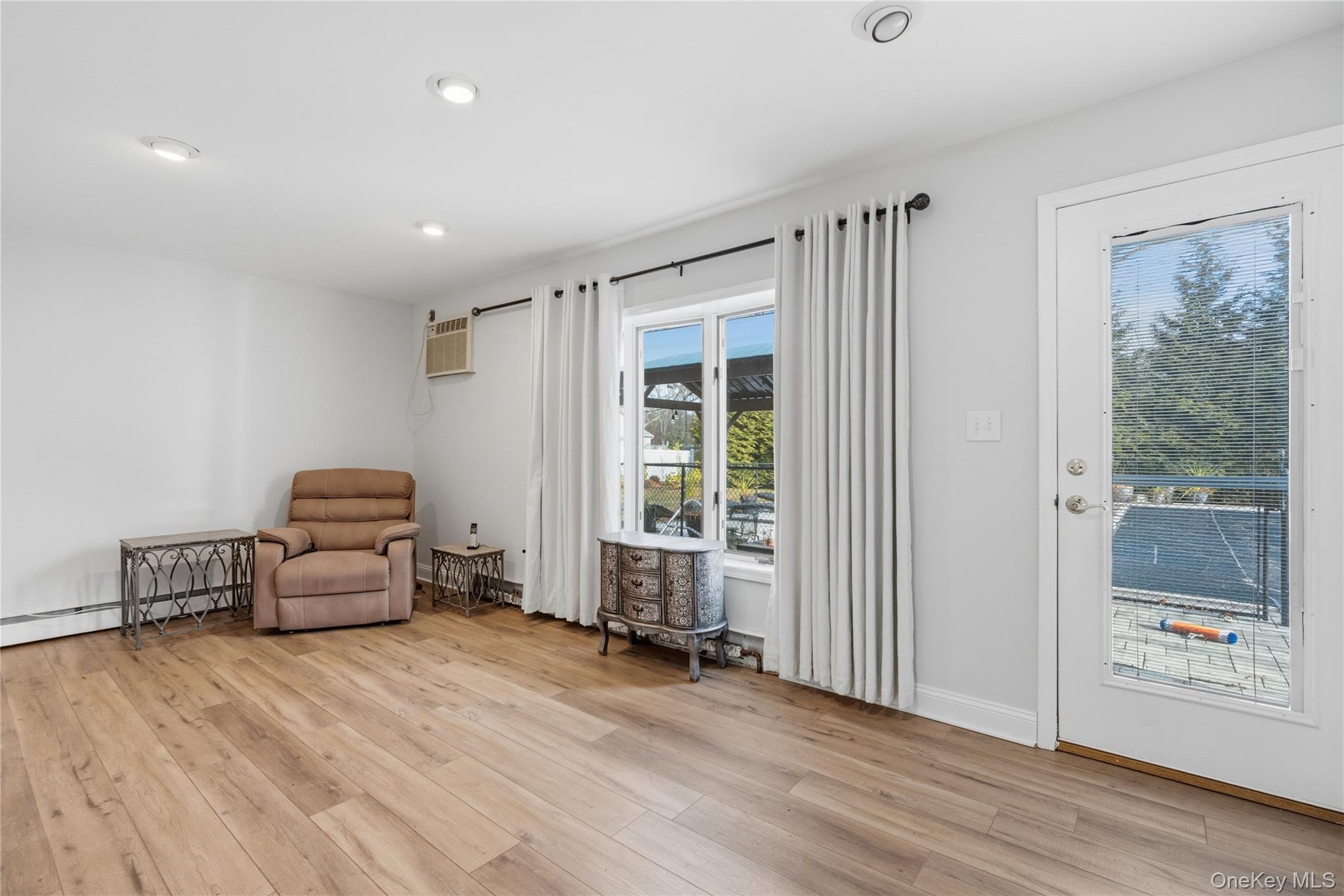 15 Autumn Drive, Mount Sinai, NY 11766