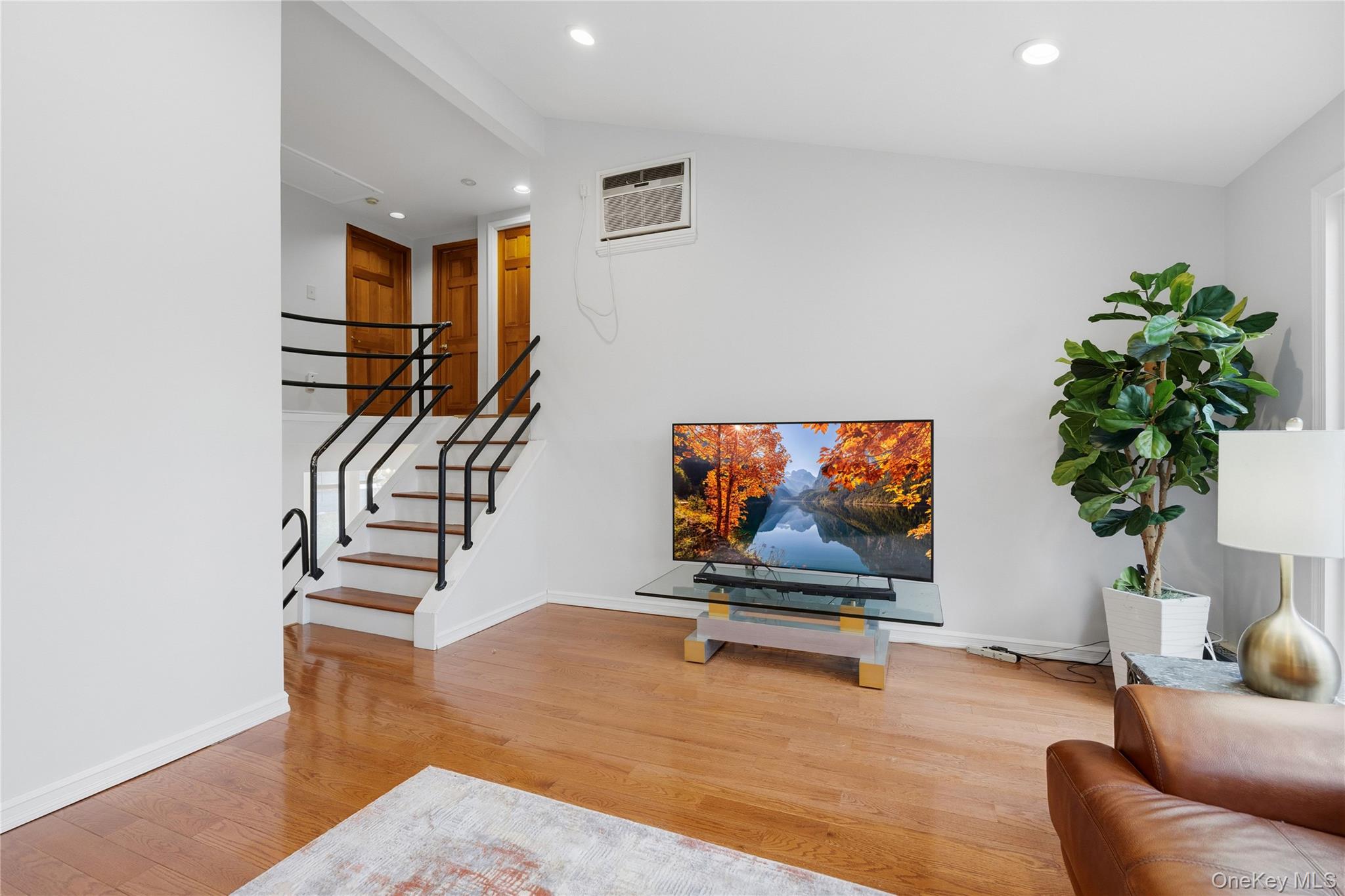 15 Autumn Drive, Mount Sinai, NY 11766