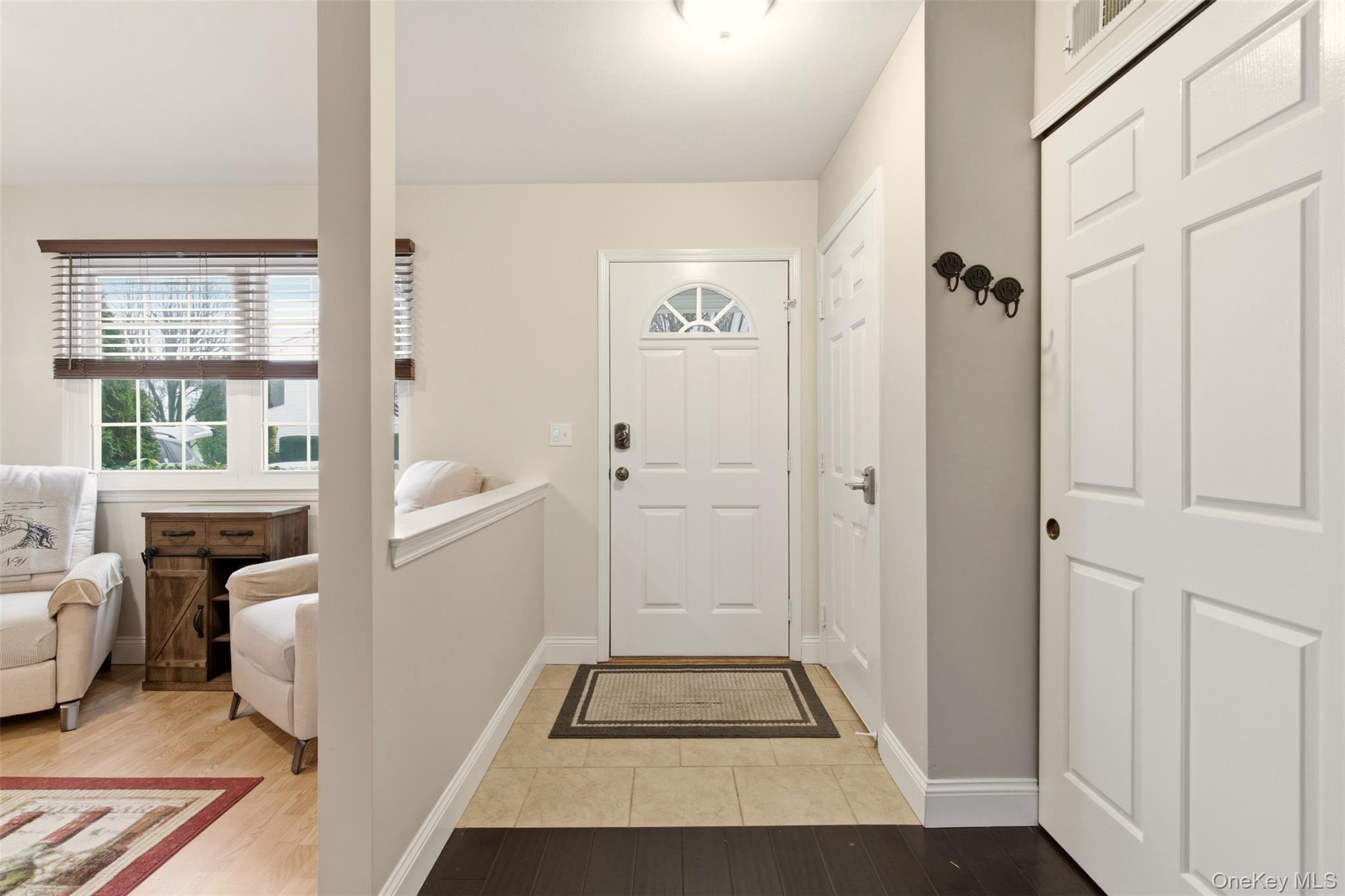 11 Indian Trace, Kings Park, NY 11754