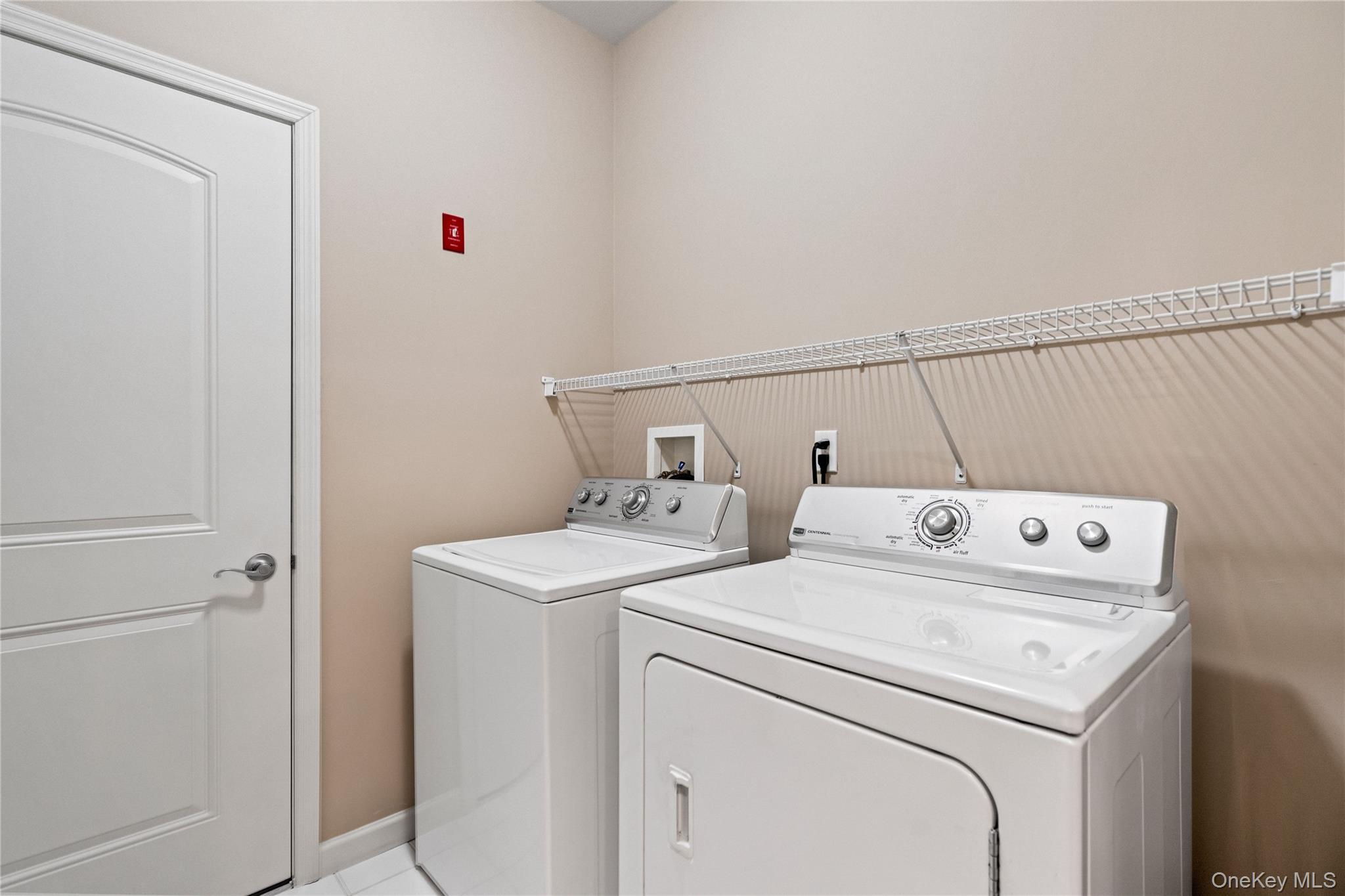 5 Newcastle Court, Riverhead, NY 11901