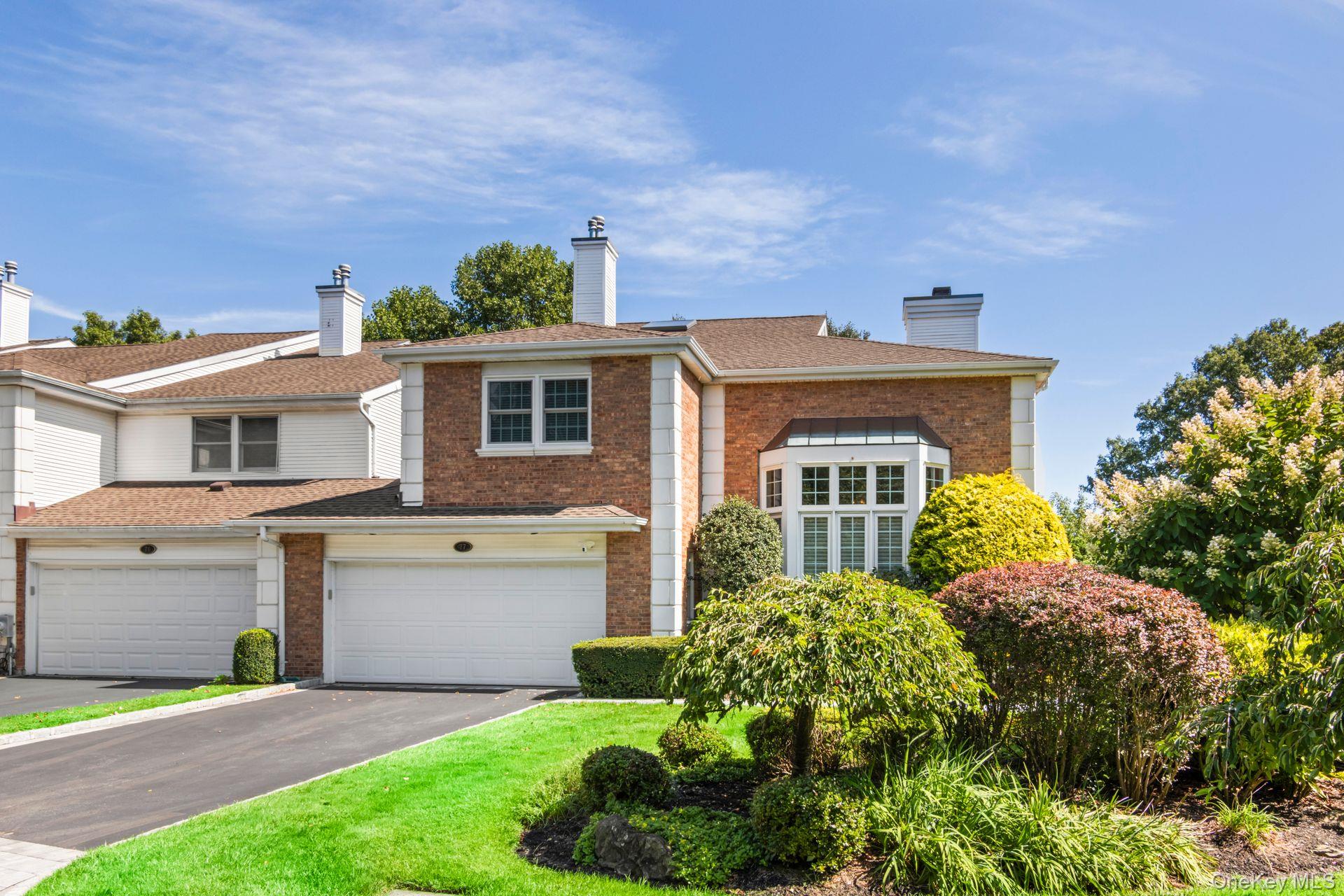 77 The Woods, Commack, NY 11725