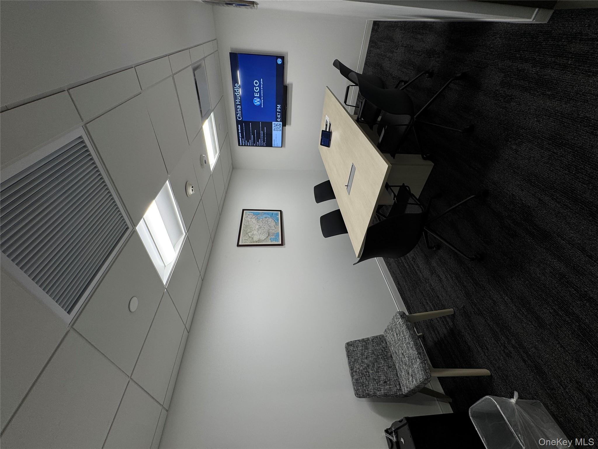 277 Northern Blvd # 2, Great Neck, NY 11021