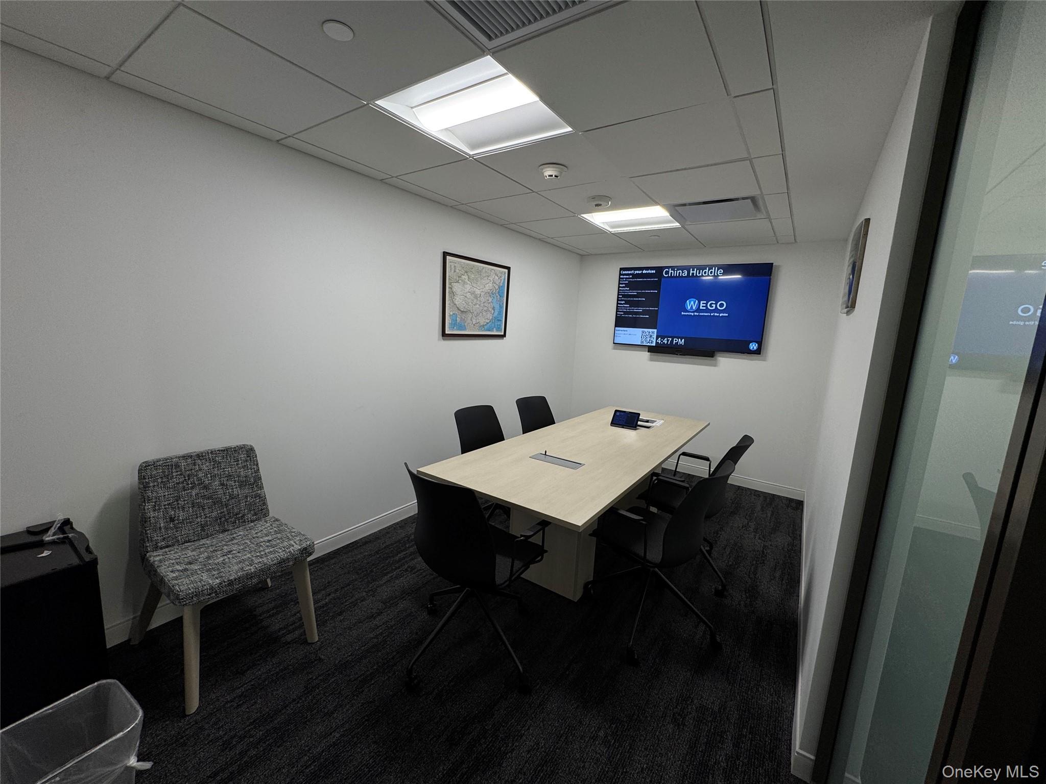 277 Northern Blvd # 2, Great Neck, NY 11021