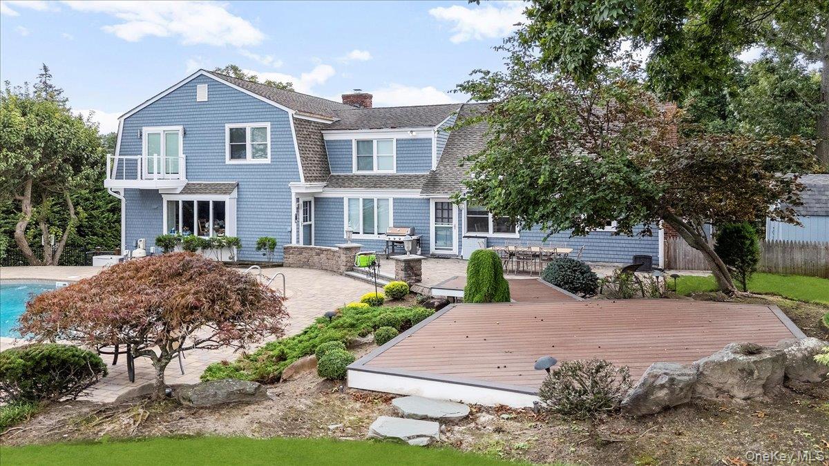 21 Seacliff Lane, Miller Place, NY 11764