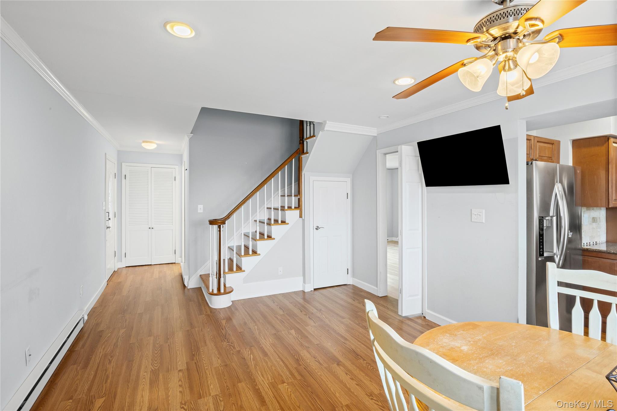 21 Seacliff Lane, Miller Place, NY 11764