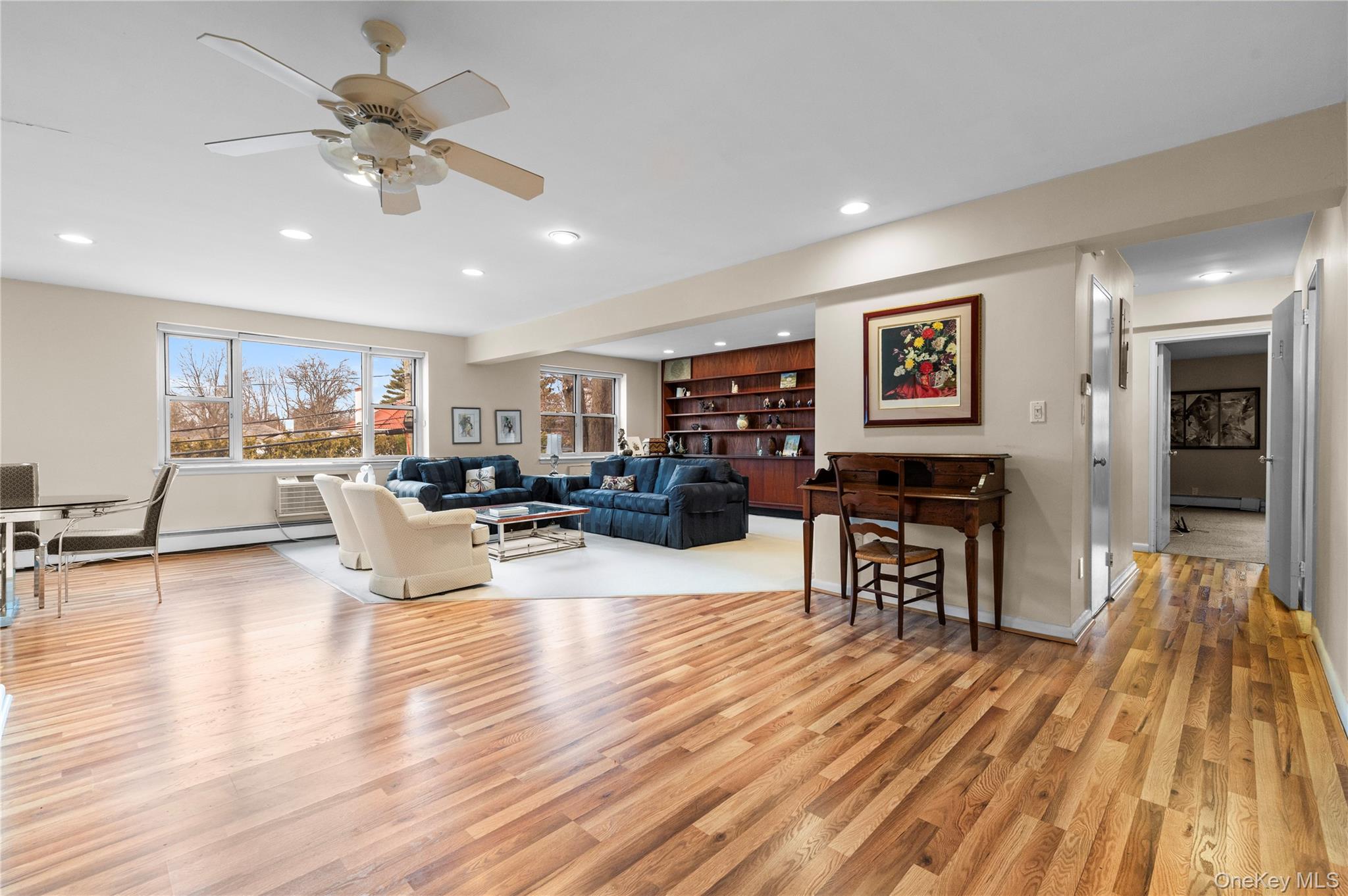 25 Chapel Place # 2L, Great Neck, NY 11021