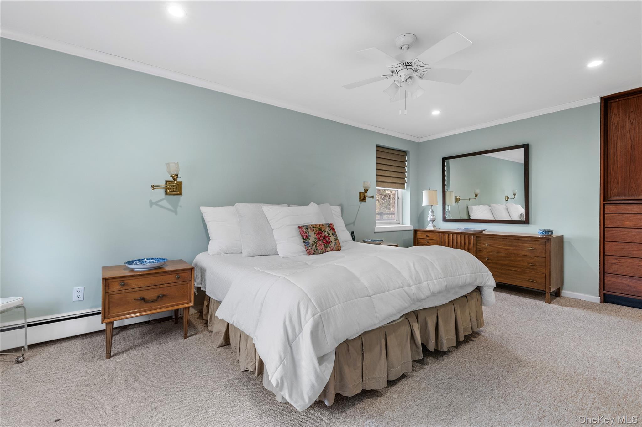 25 Chapel Place # 2L, Great Neck, NY 11021