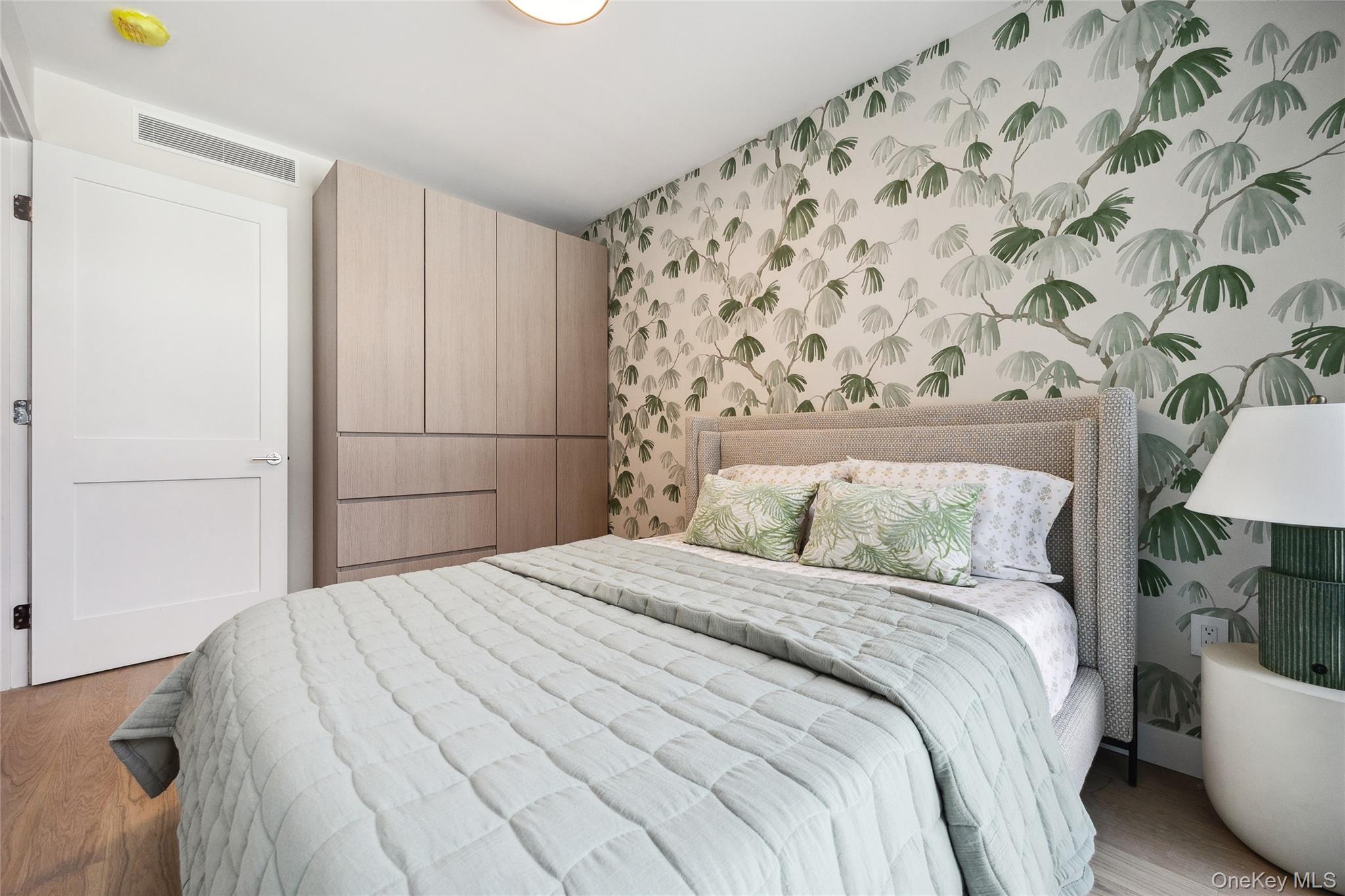 38-20 Parsons Boulevard # 226, Flushing, NY 11354