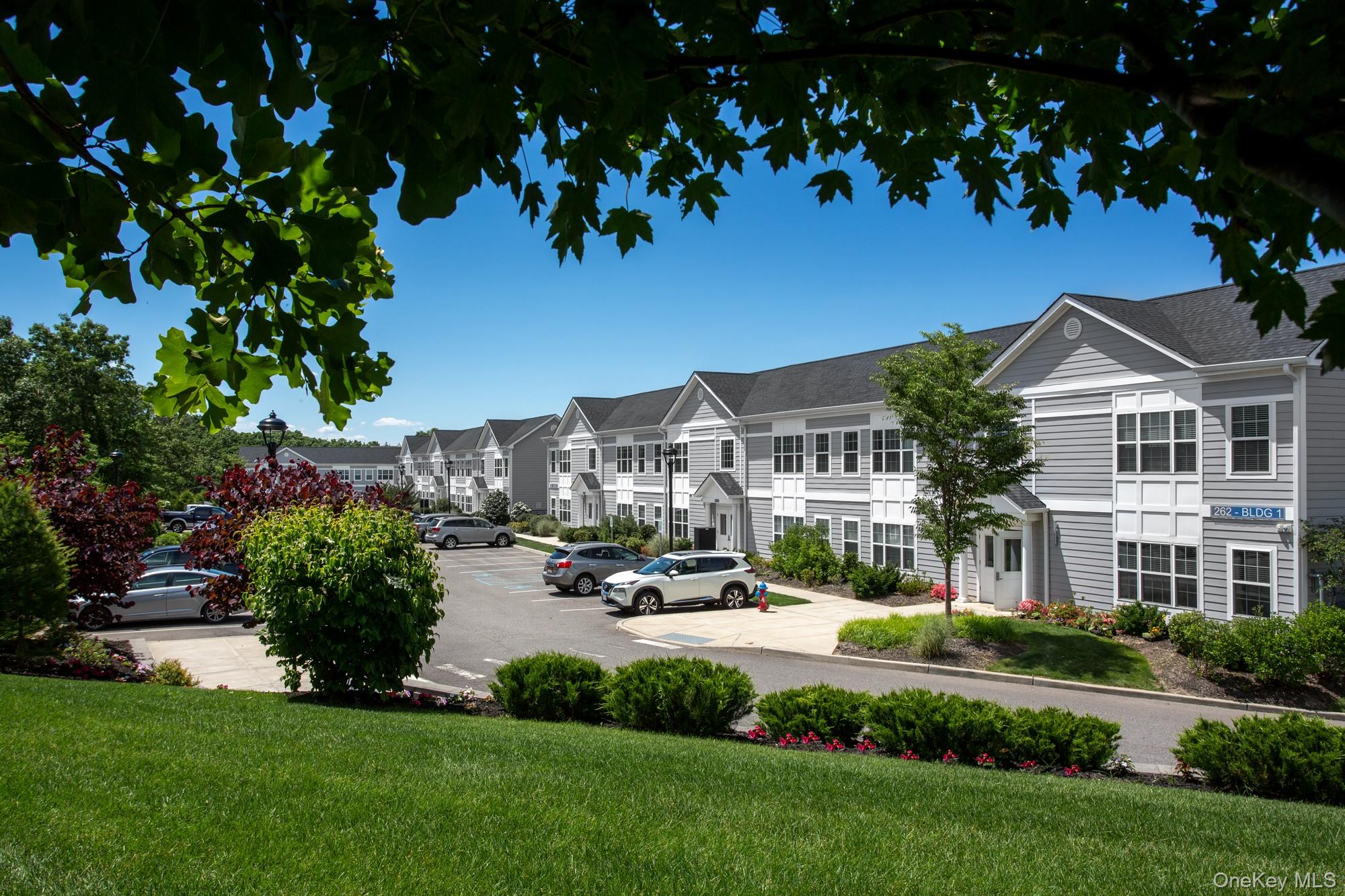 262 Indian Head Road # 203, Kings Park, NY 11754