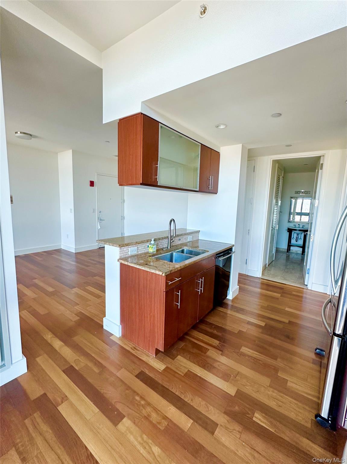 175 Huguenot Street, New Rochelle, NY 10801