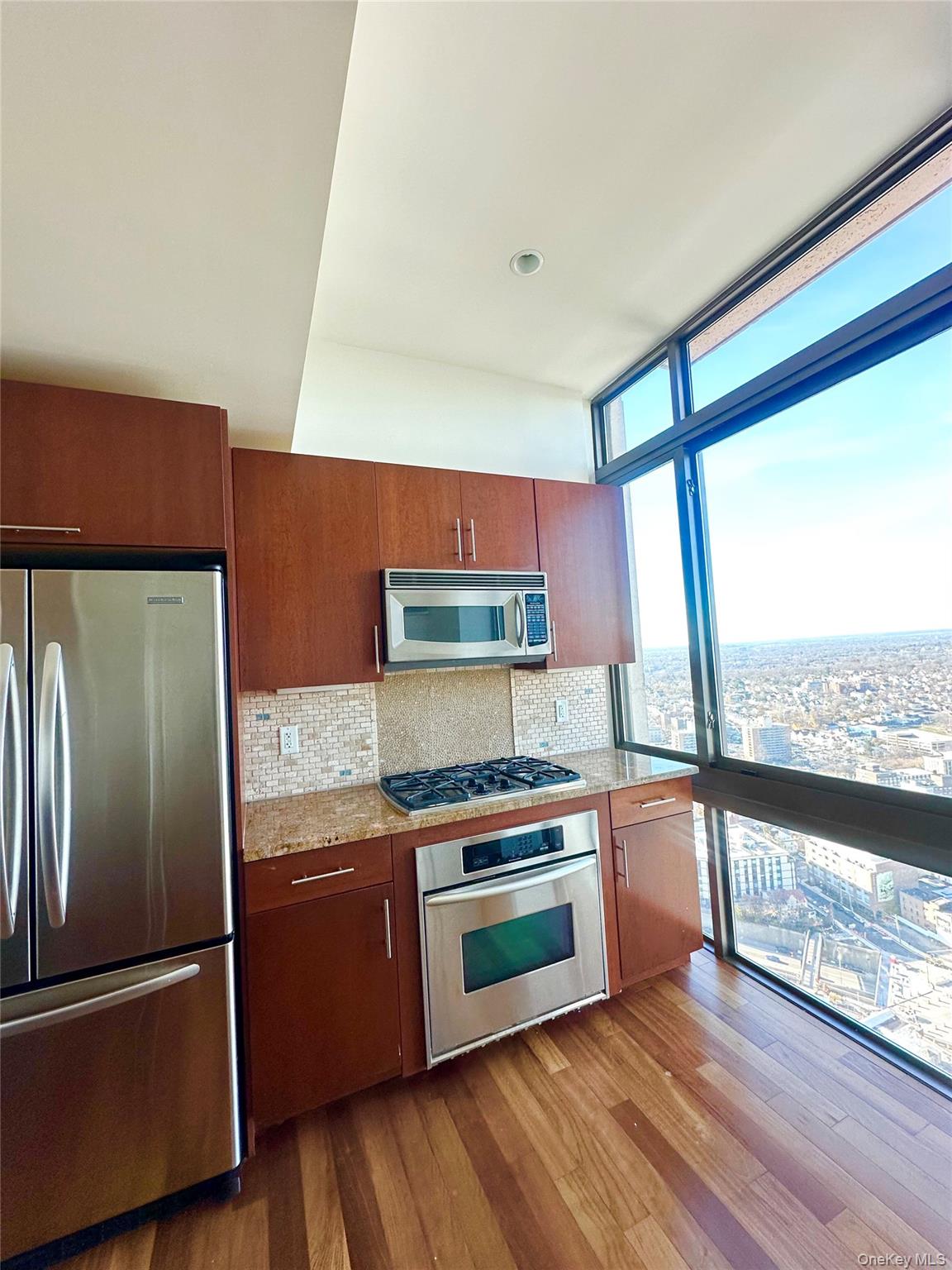 175 Huguenot Street, New Rochelle, NY 10801