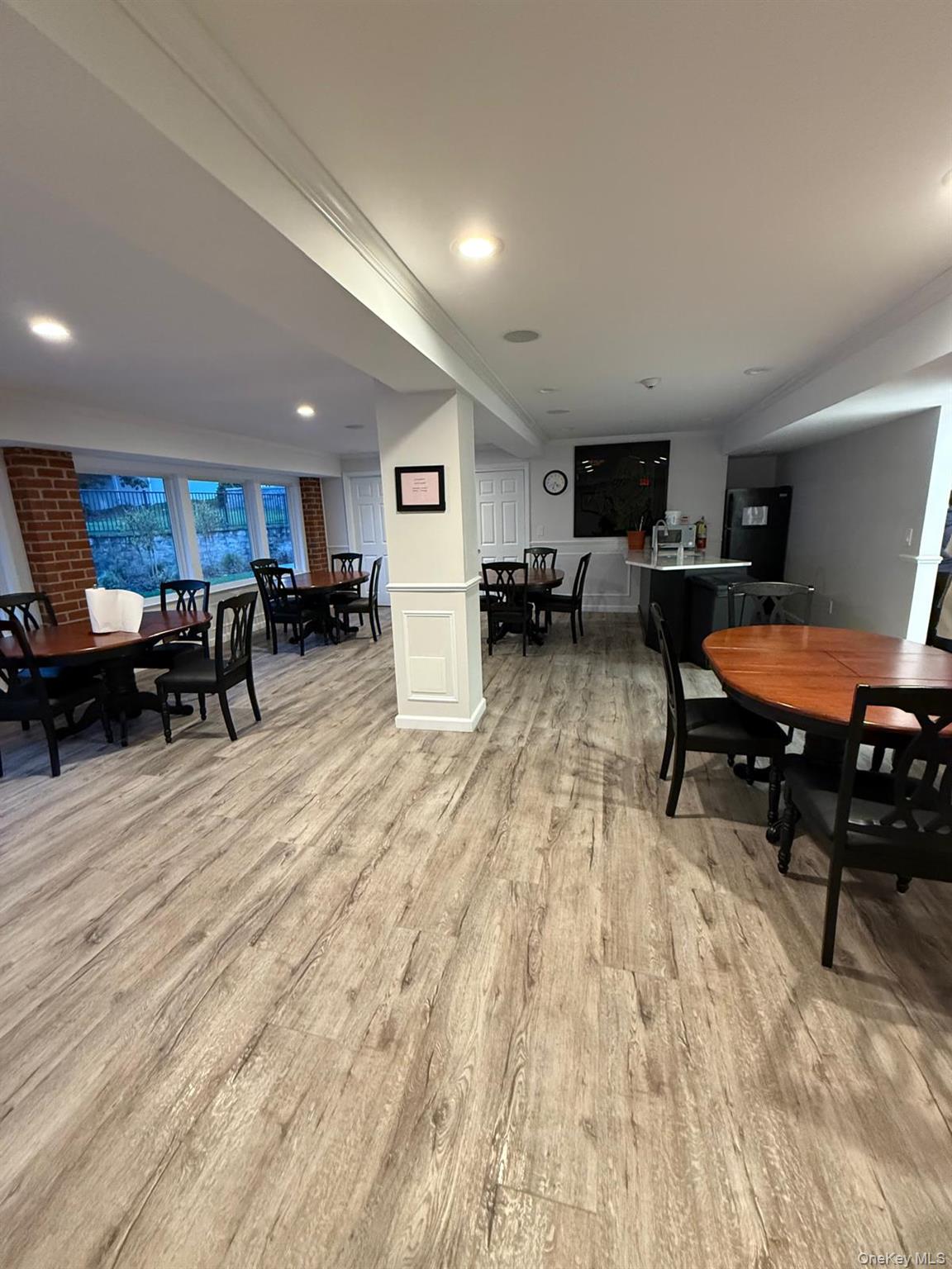 128 Santa Barbara Drive # 128, Plainview, NY 11803