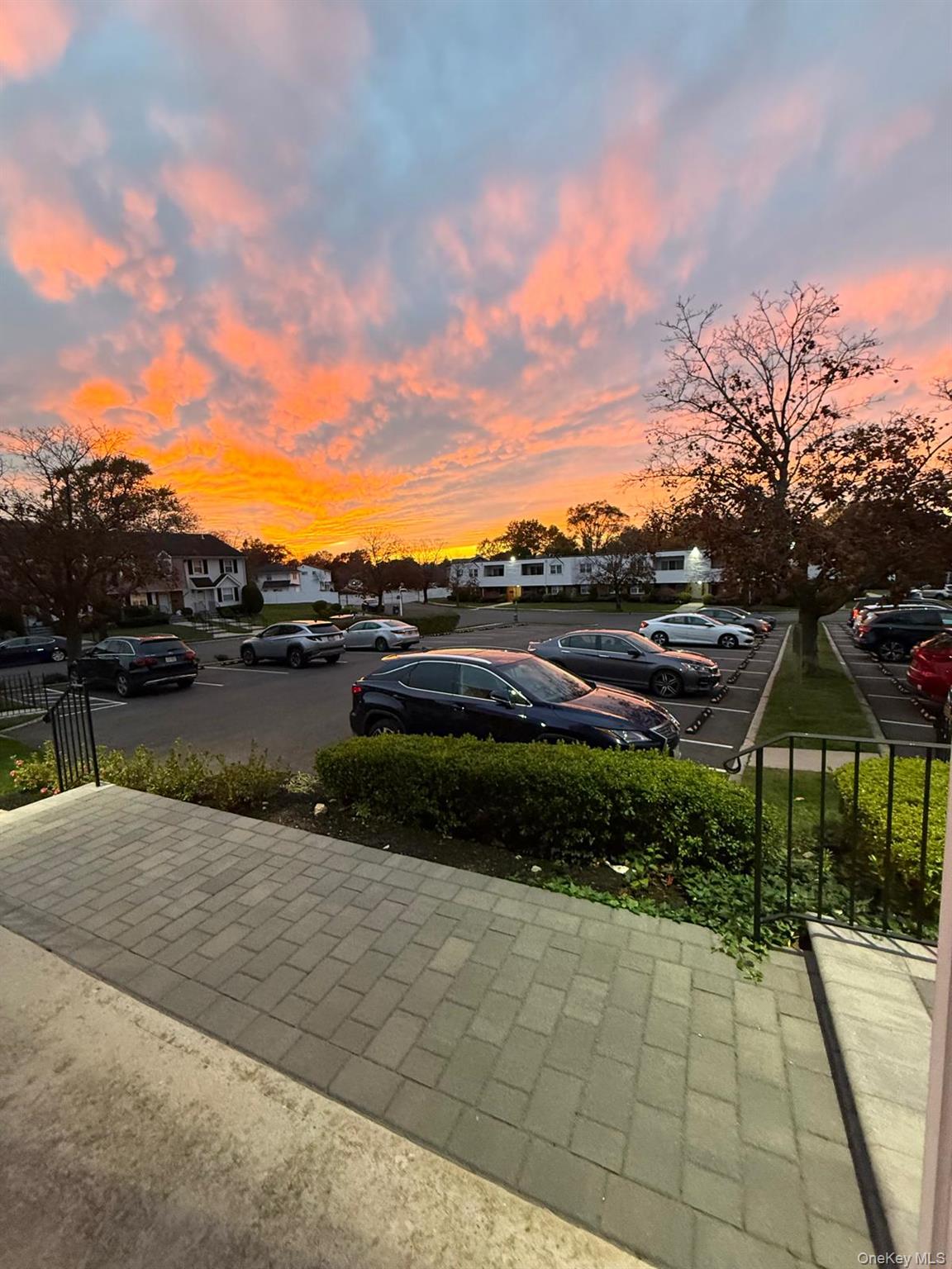 128 Santa Barbara Drive # 128, Plainview, NY 11803