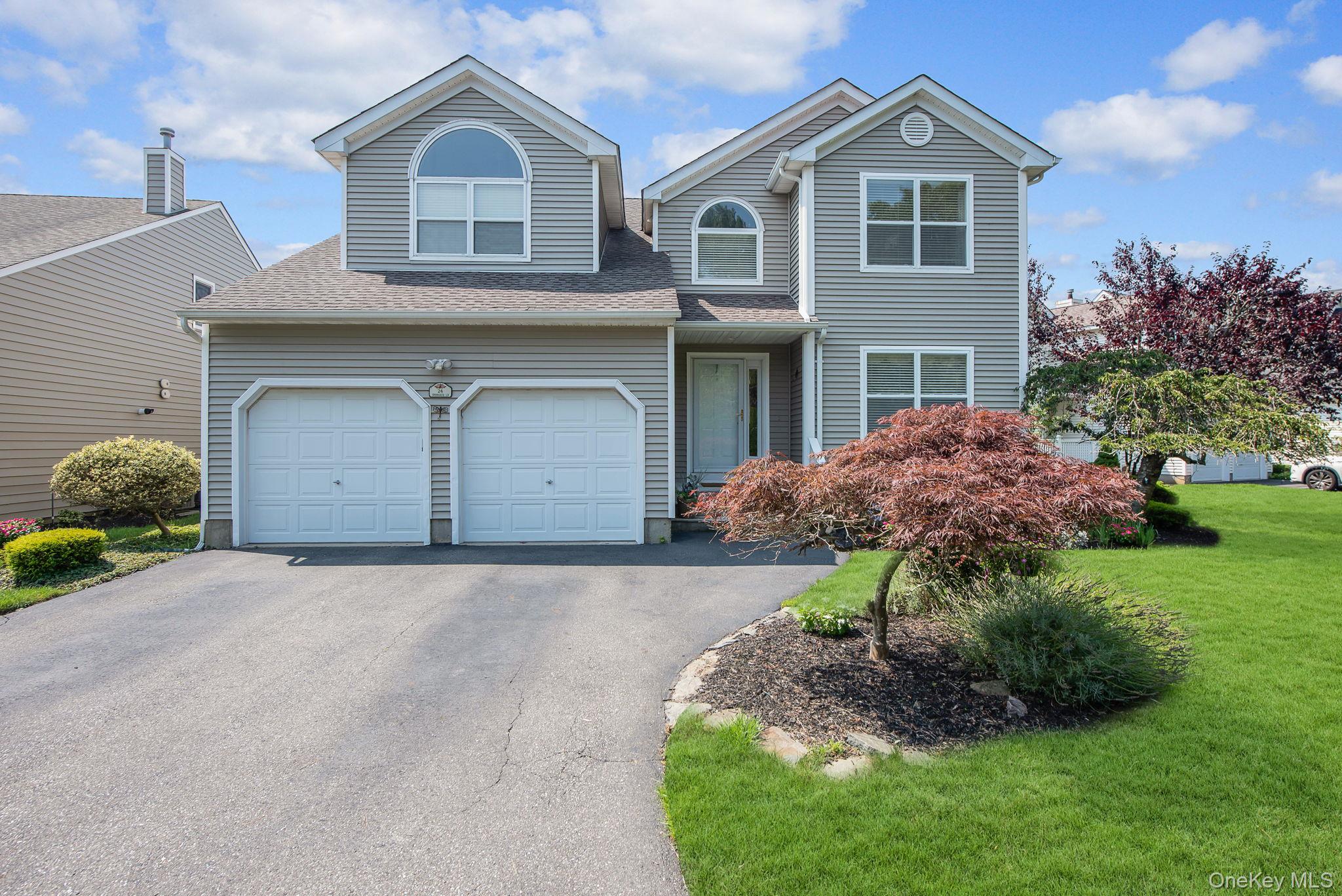 24 Spinnaker Lane # 24, East Patchogue, NY 11772