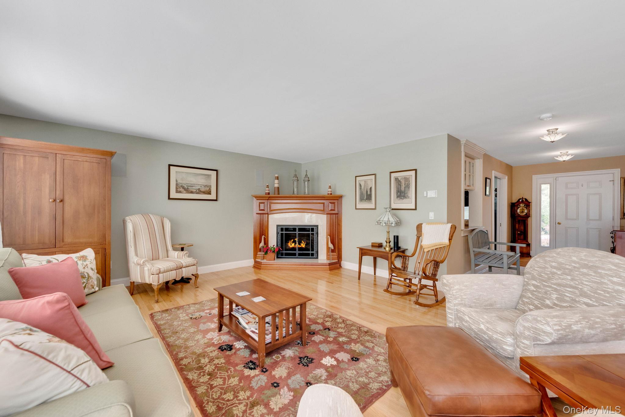 24 Spinnaker Lane # 24, East Patchogue, NY 11772