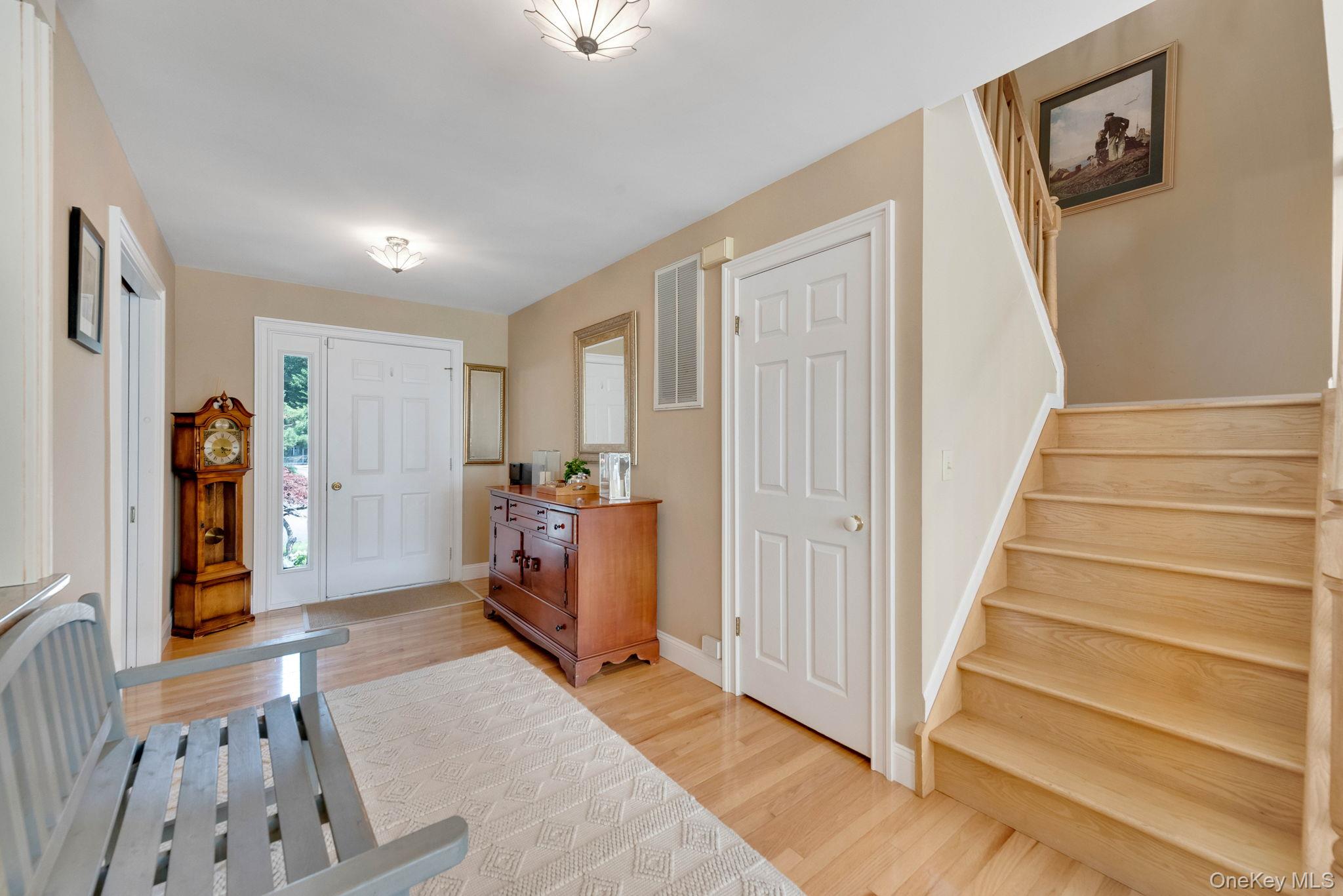 24 Spinnaker Lane # 24, East Patchogue, NY 11772