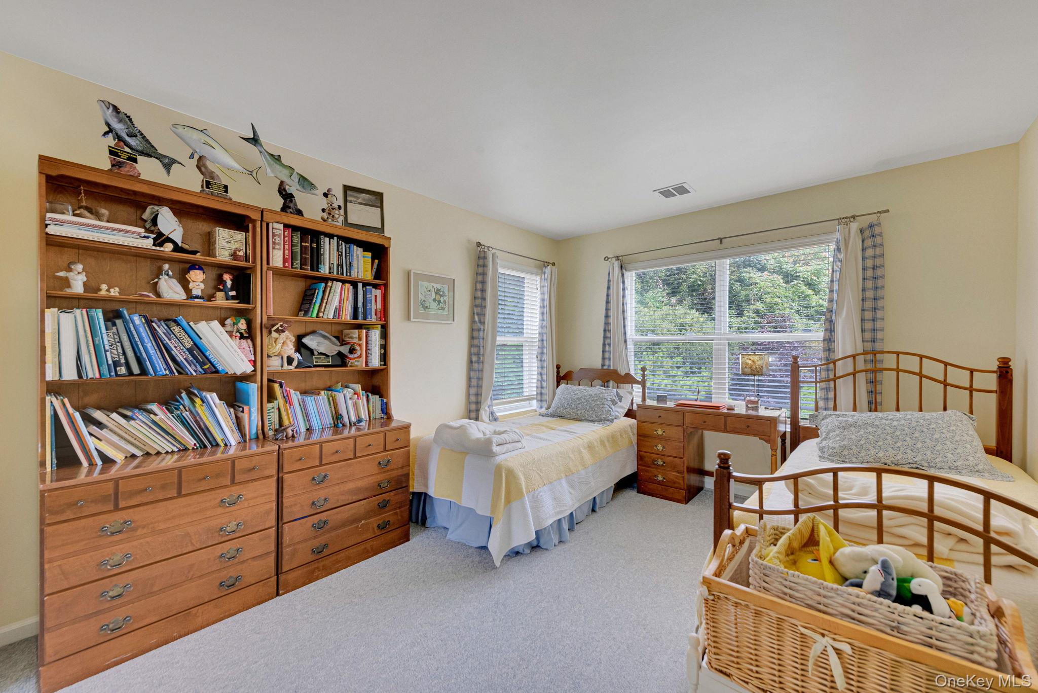 24 Spinnaker Lane # 24, East Patchogue, NY 11772