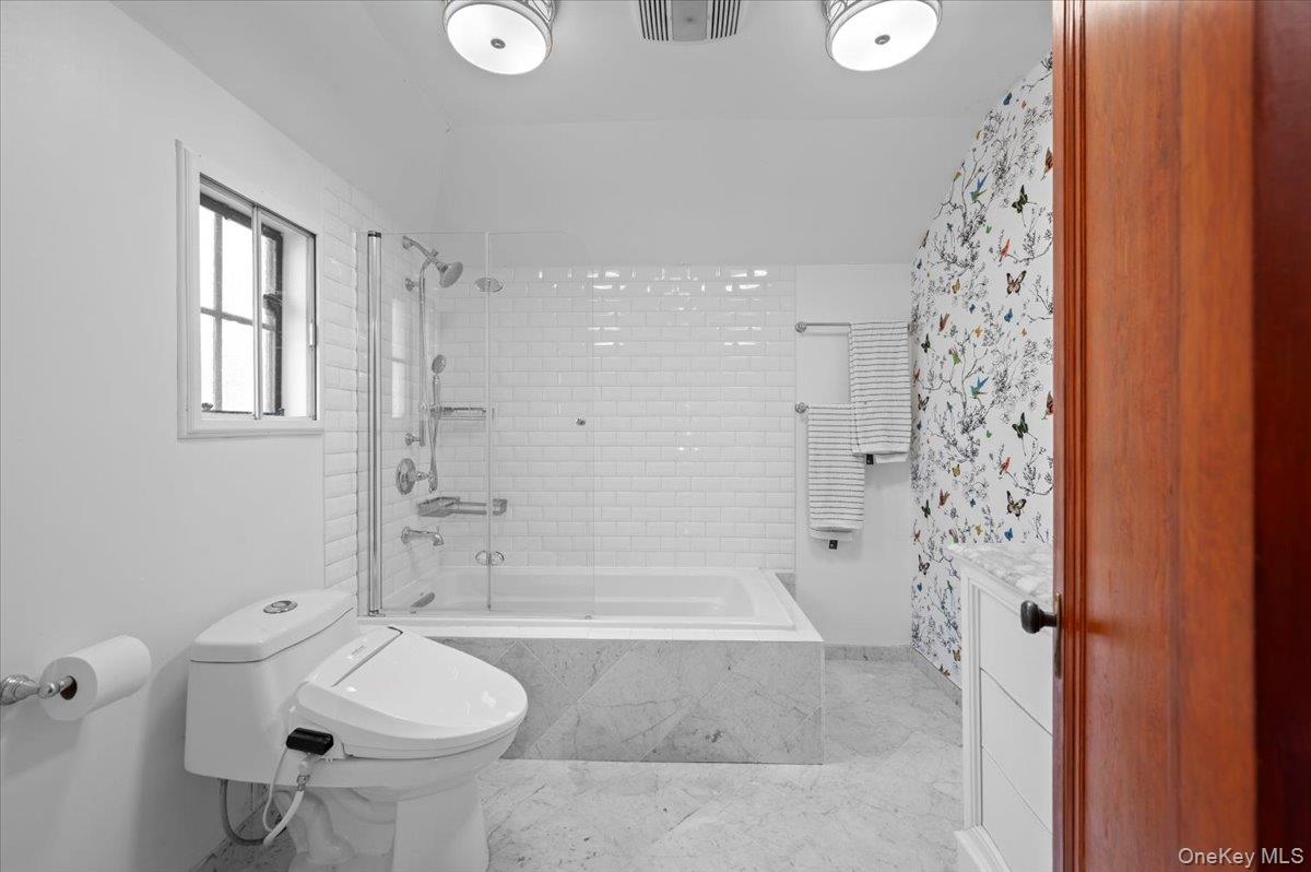 19 Fairway Street, Mount Vernon, NY 10552