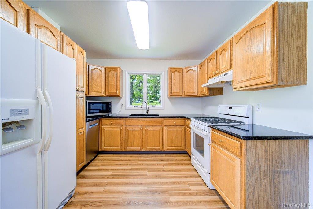 11 Catskill Avenue, Monroe, NY 10950