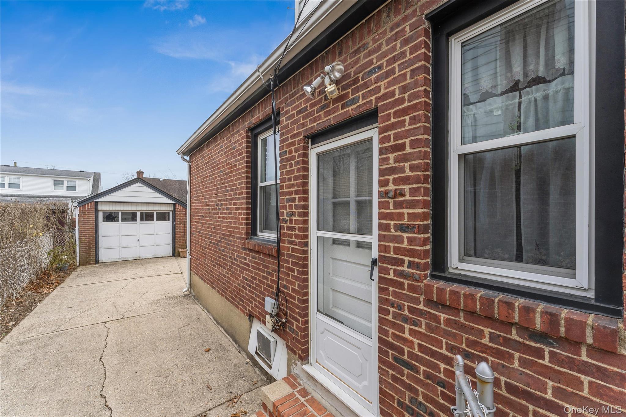 1119 Theodora Street, Franklin Square, NY 11010