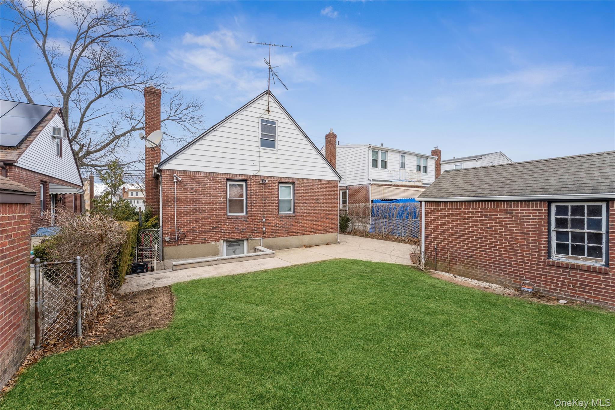 1119 Theodora Street, Franklin Square, NY 11010