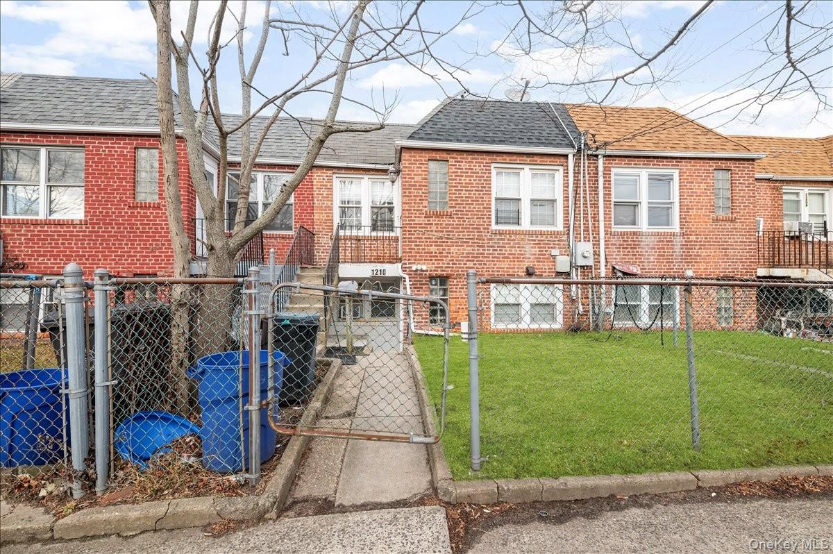 1210 Plainview Avenue, Far Rockaway, NY 11691