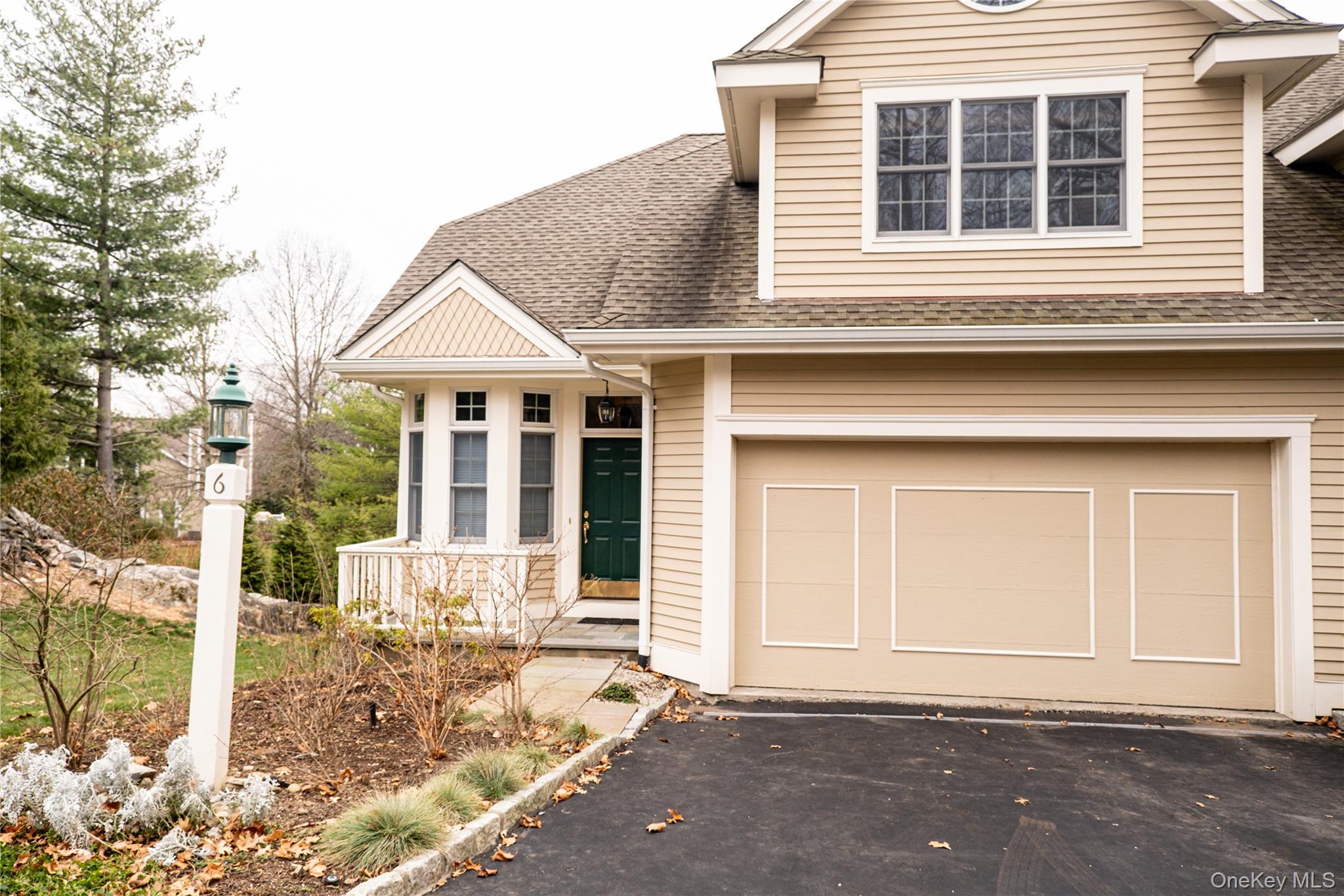 6 Holly Knolls, Armonk, NY 10504